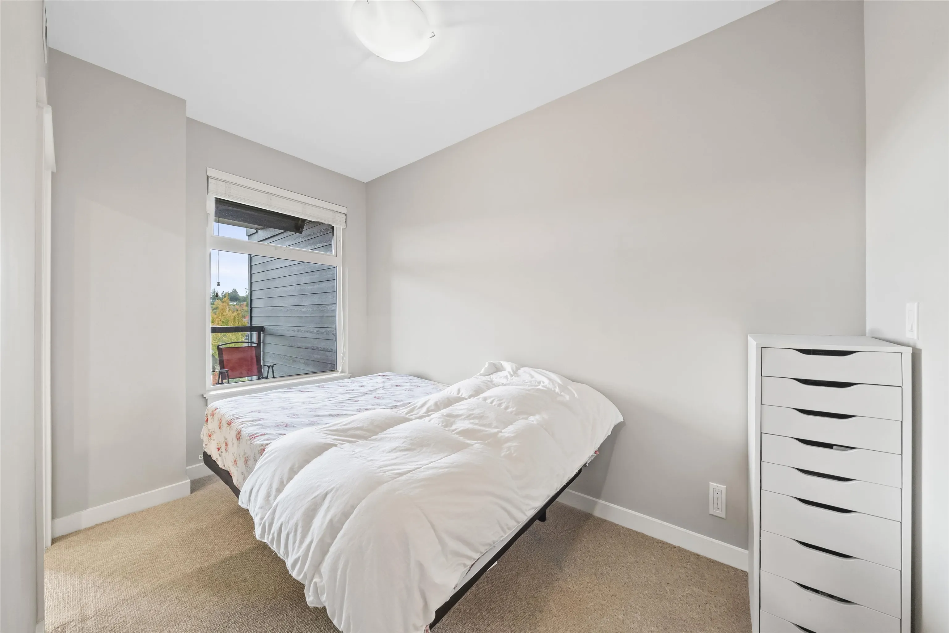 5011 Springs Boulevard #302