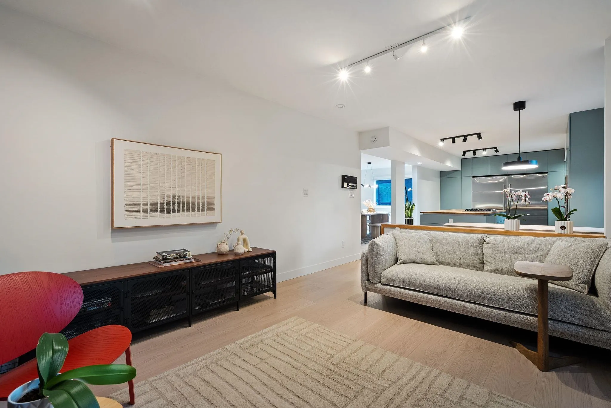 2221 Bowser Avenue