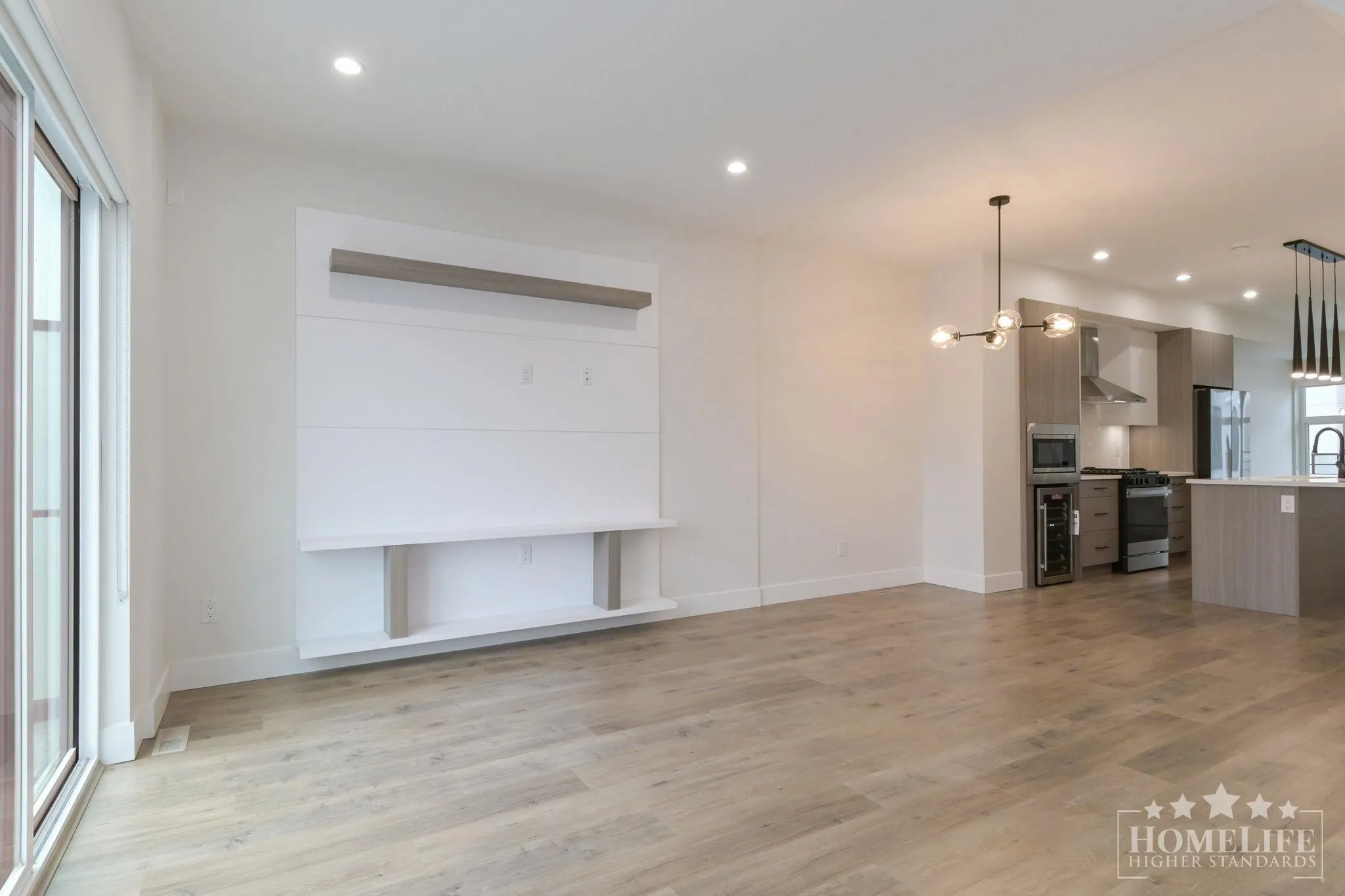 177 175a Street #19