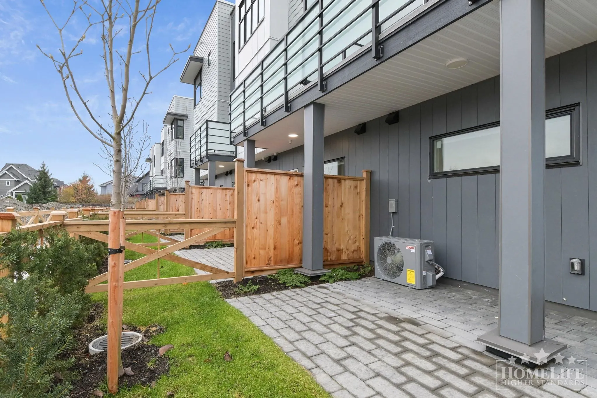 177 175a Street #19
