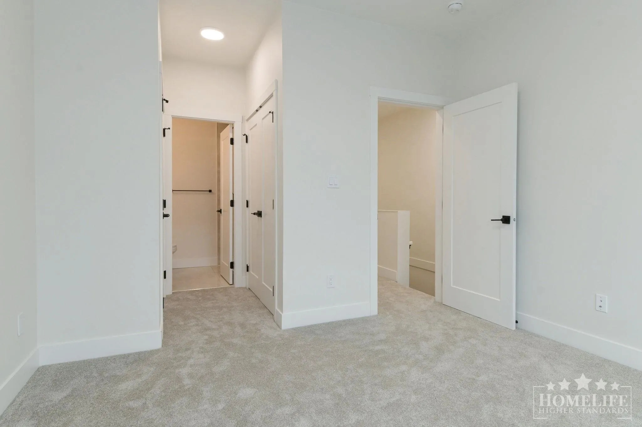 177 175a Street #19