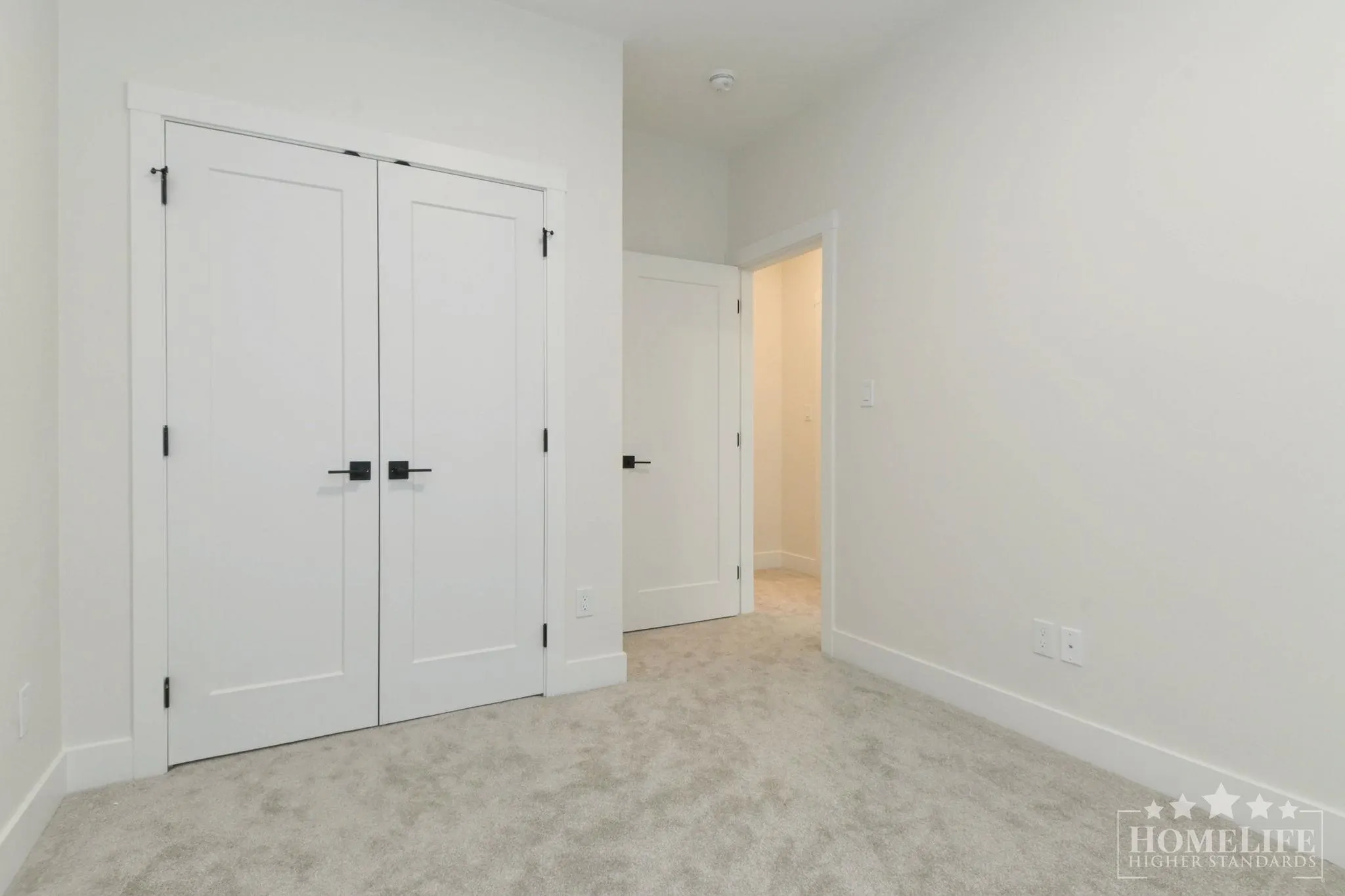177 175a Street #19