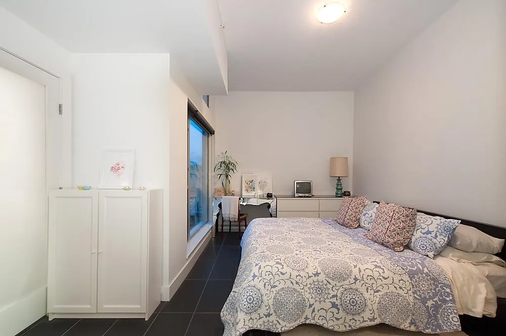 33 W Pender Street #802