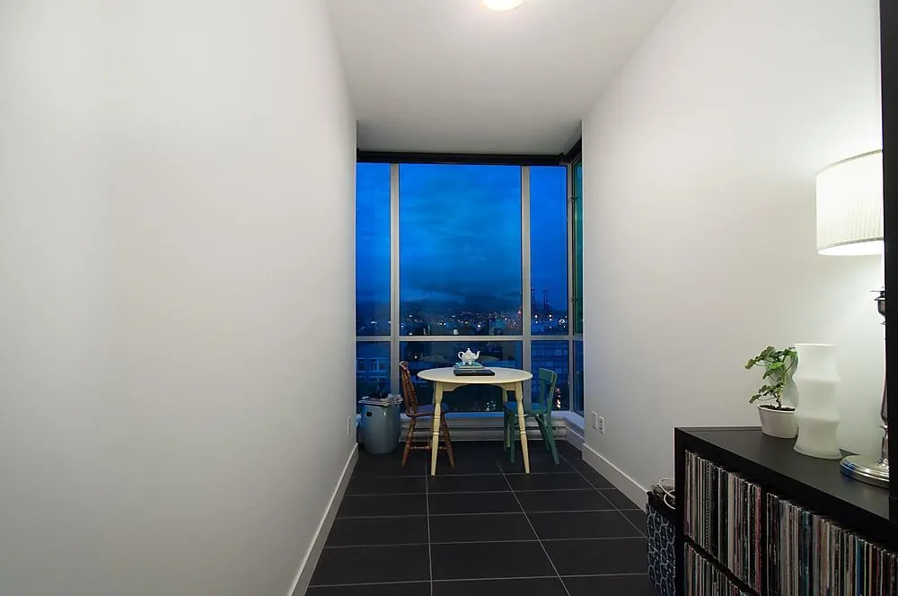 33 W Pender Street #802