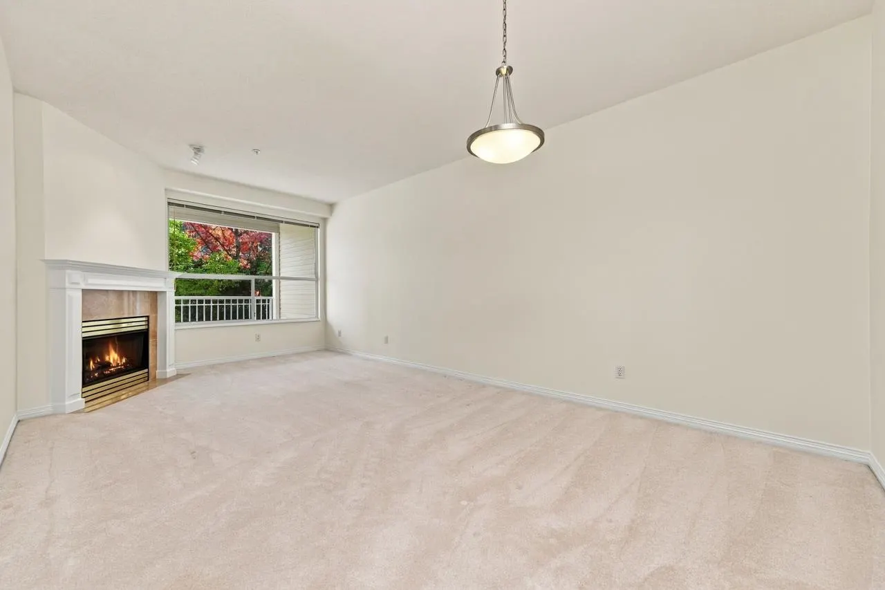 5270 Oakmount Crescent #405