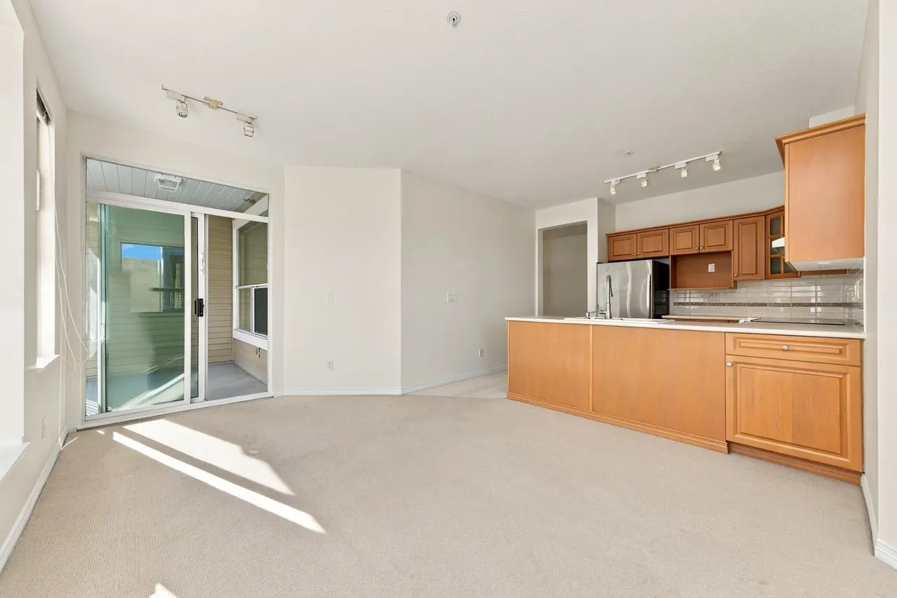 5270 Oakmount Crescent #405