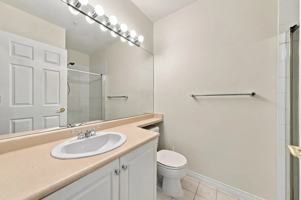 5270 Oakmount Crescent #405