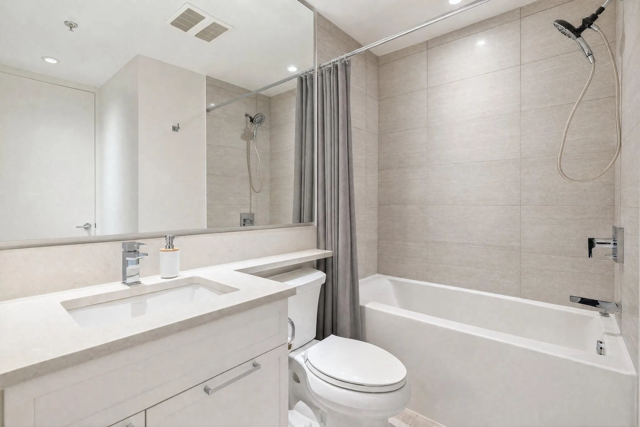 1768 Gilmore Avenue #112