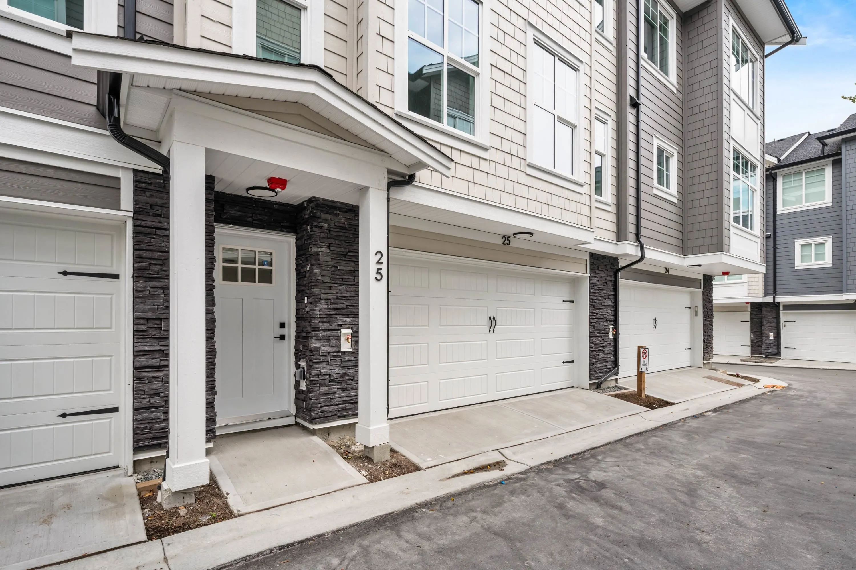 7716 207 Street #16