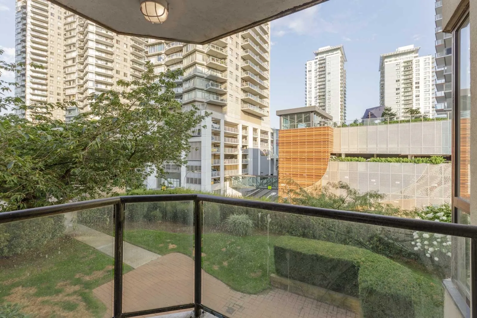 55 Tenth Street #207