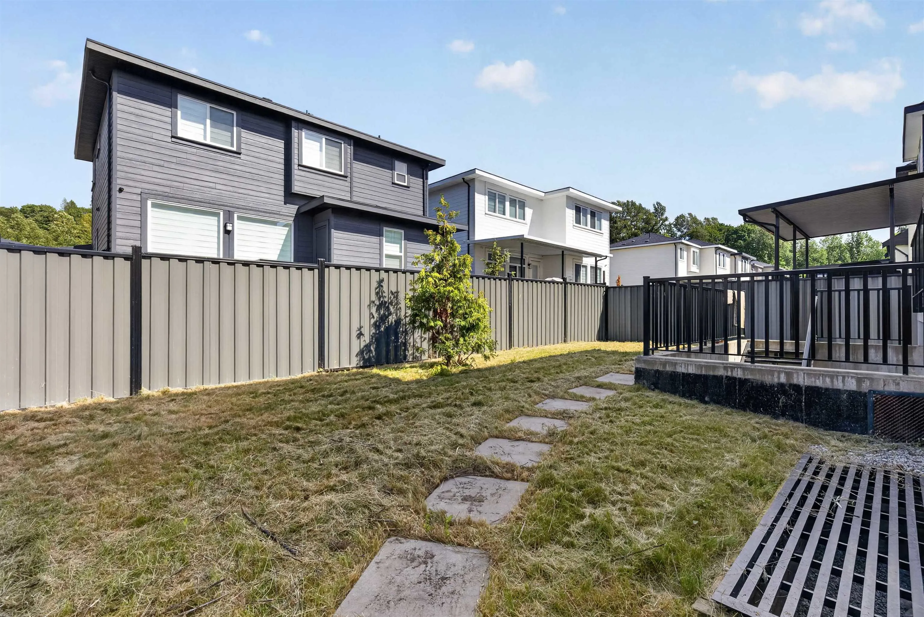 10628 124 Street