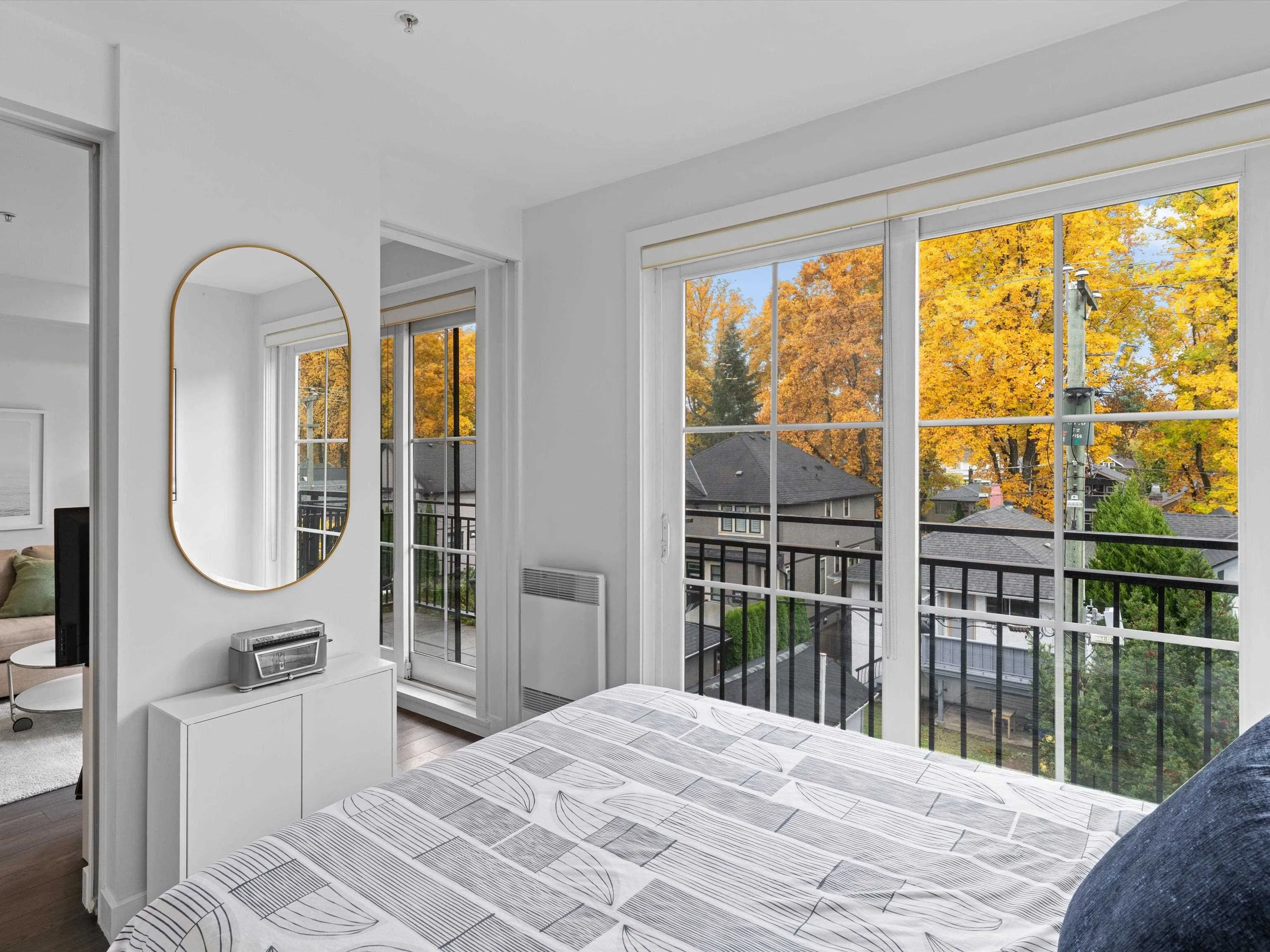 2528 Collingwood Street #302