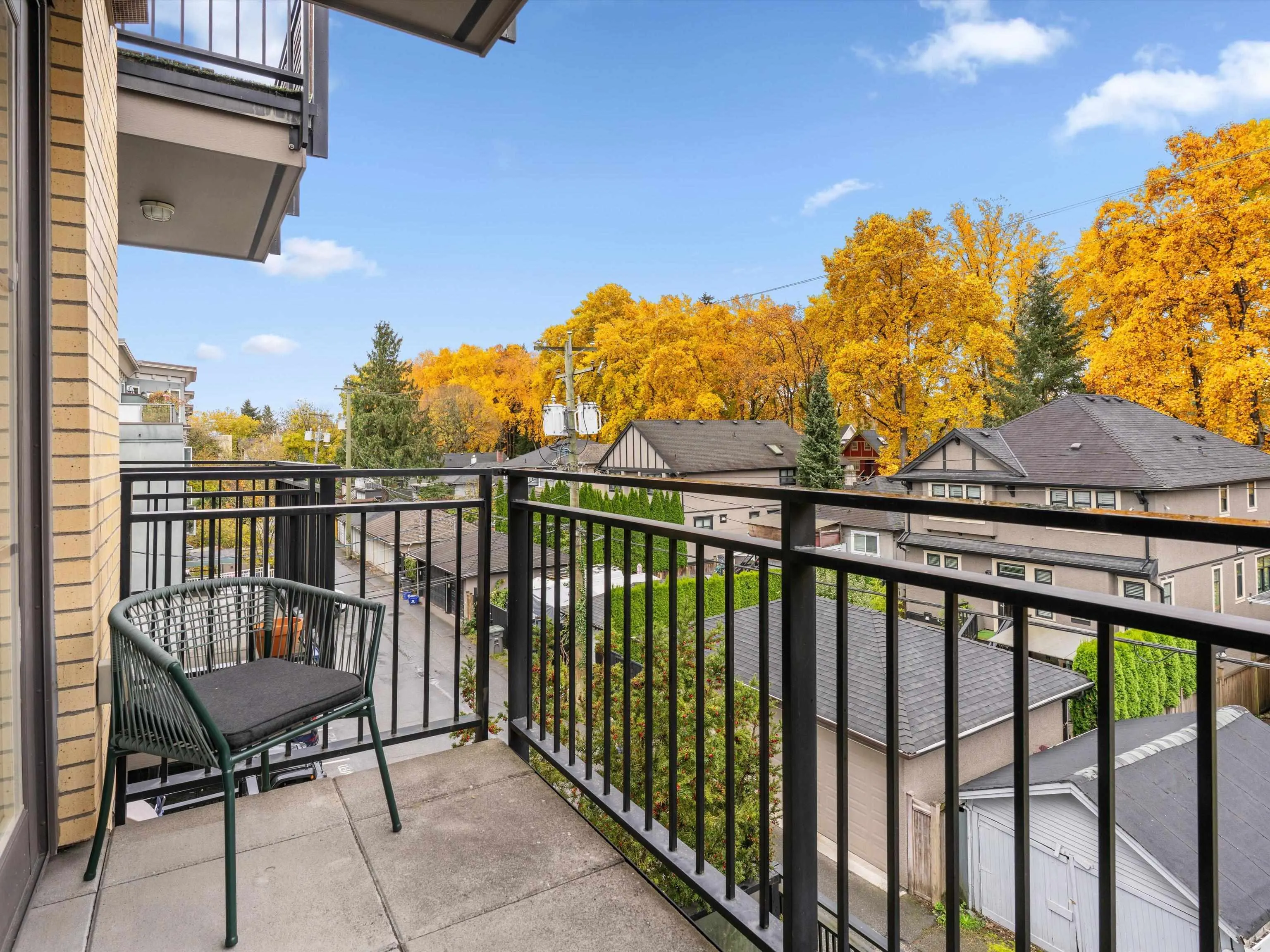 2528 Collingwood Street #302