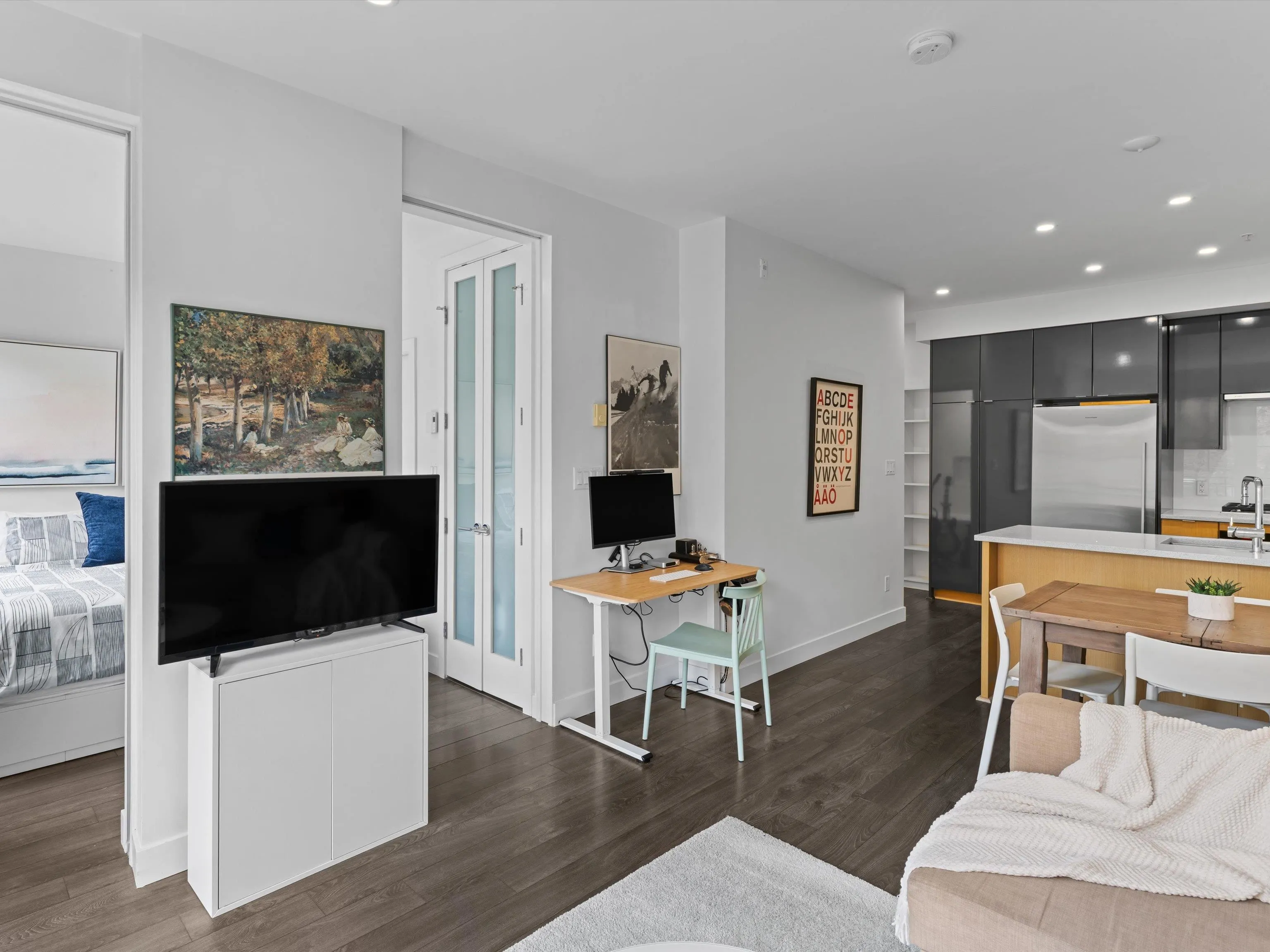 2528 Collingwood Street #302