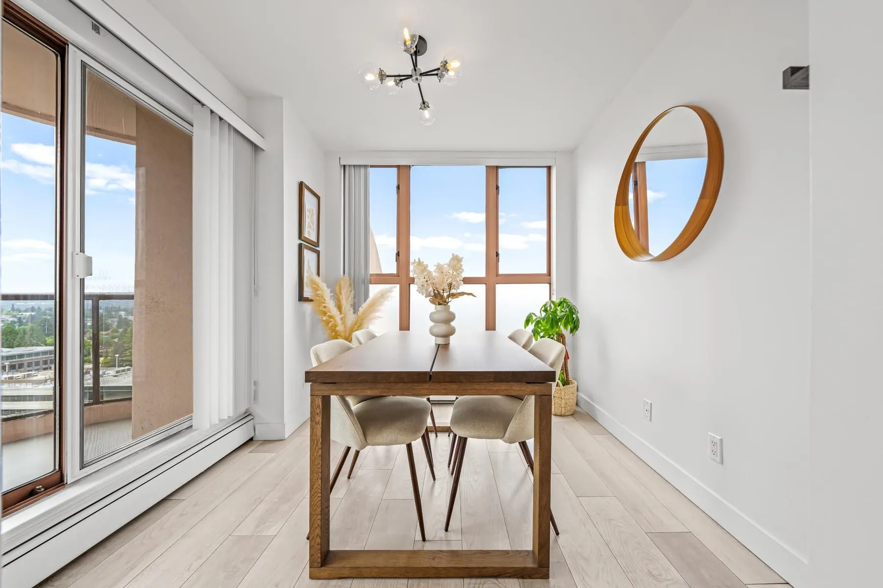 612 Fifth Avenue #1705