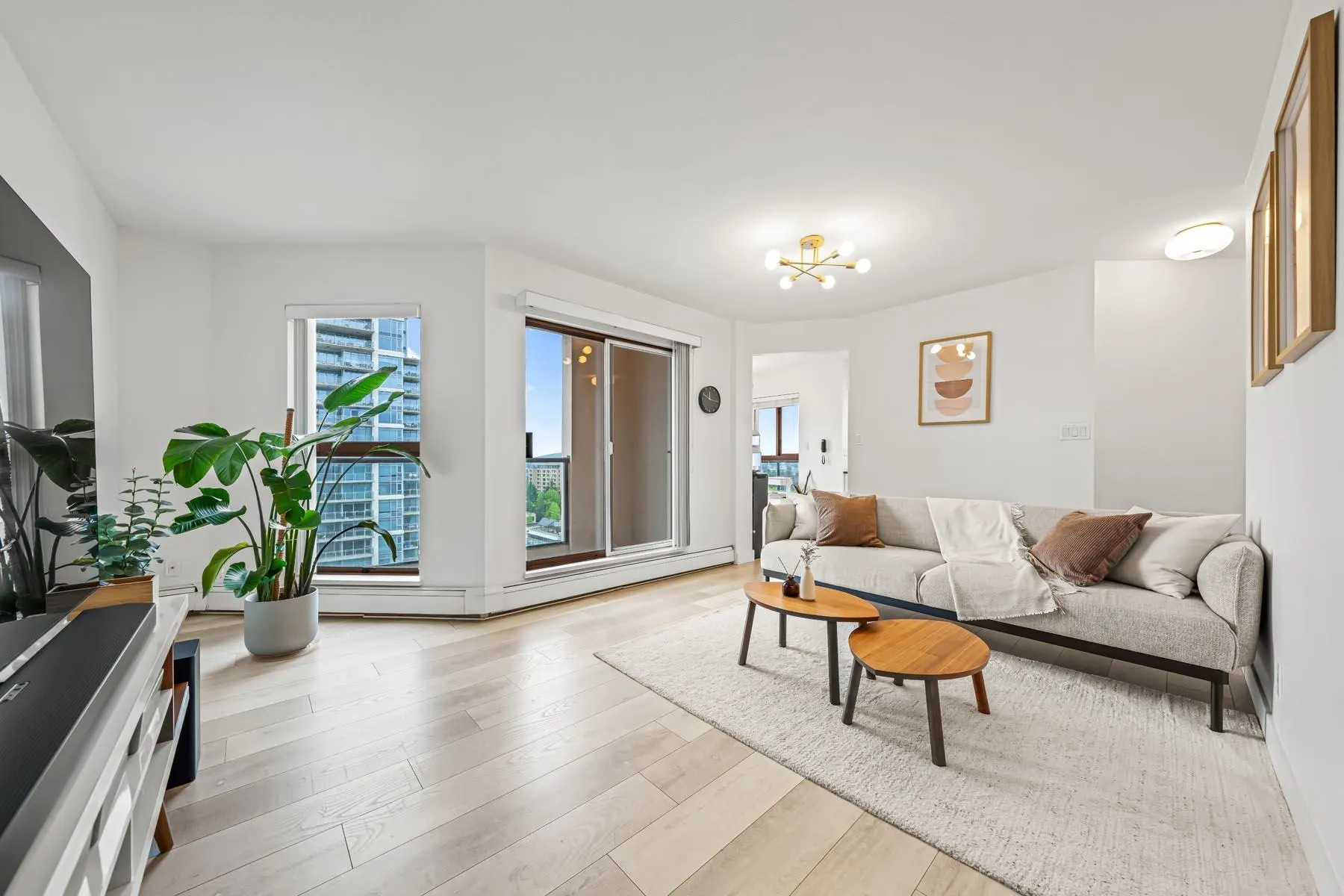 612 Fifth Avenue #1705
