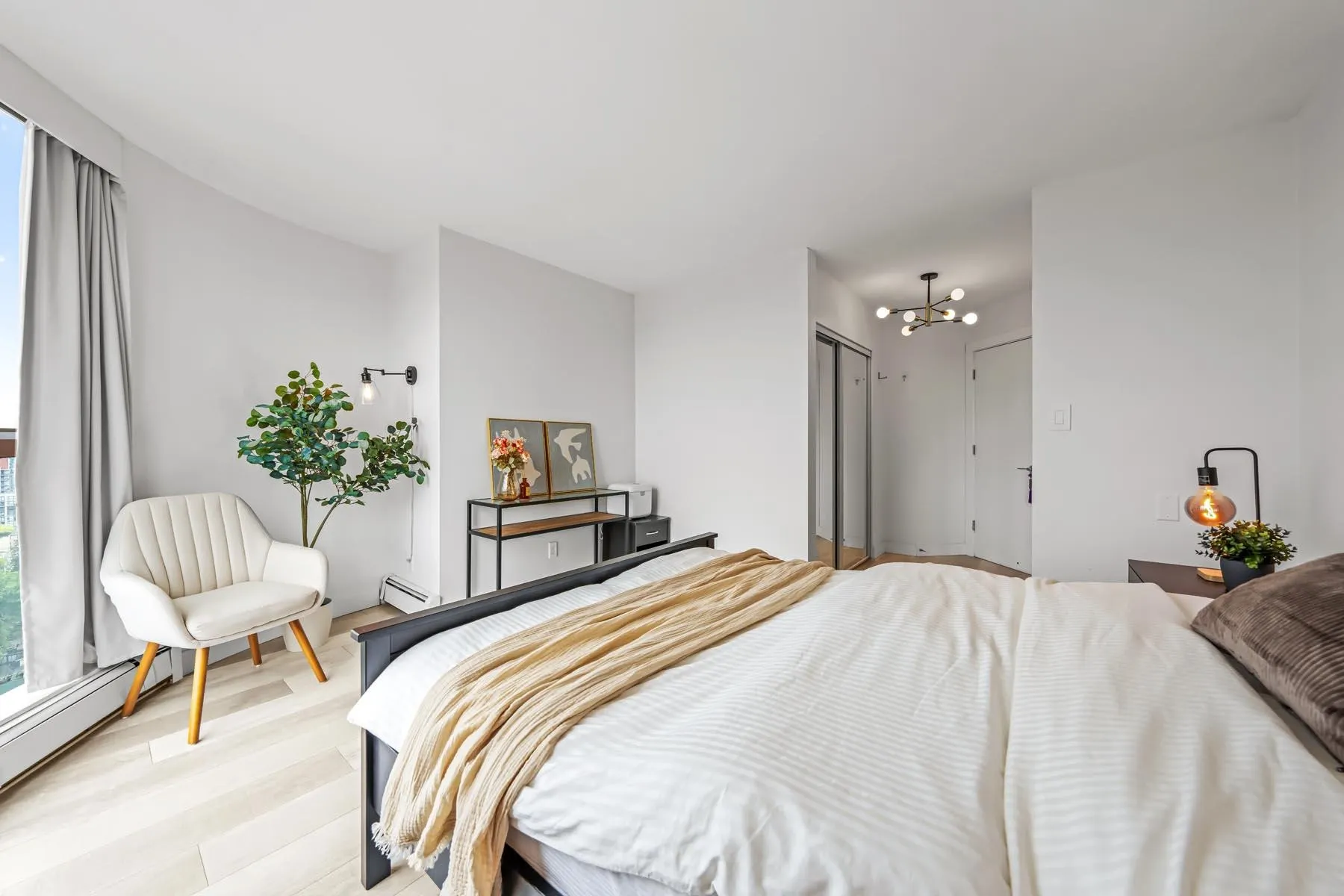 612 Fifth Avenue #1705