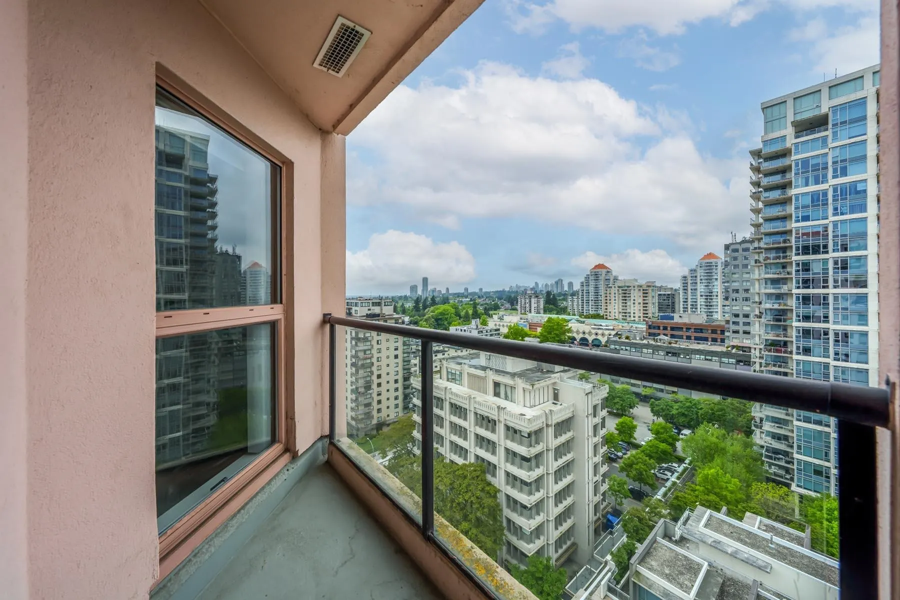 612 Fifth Avenue #1705