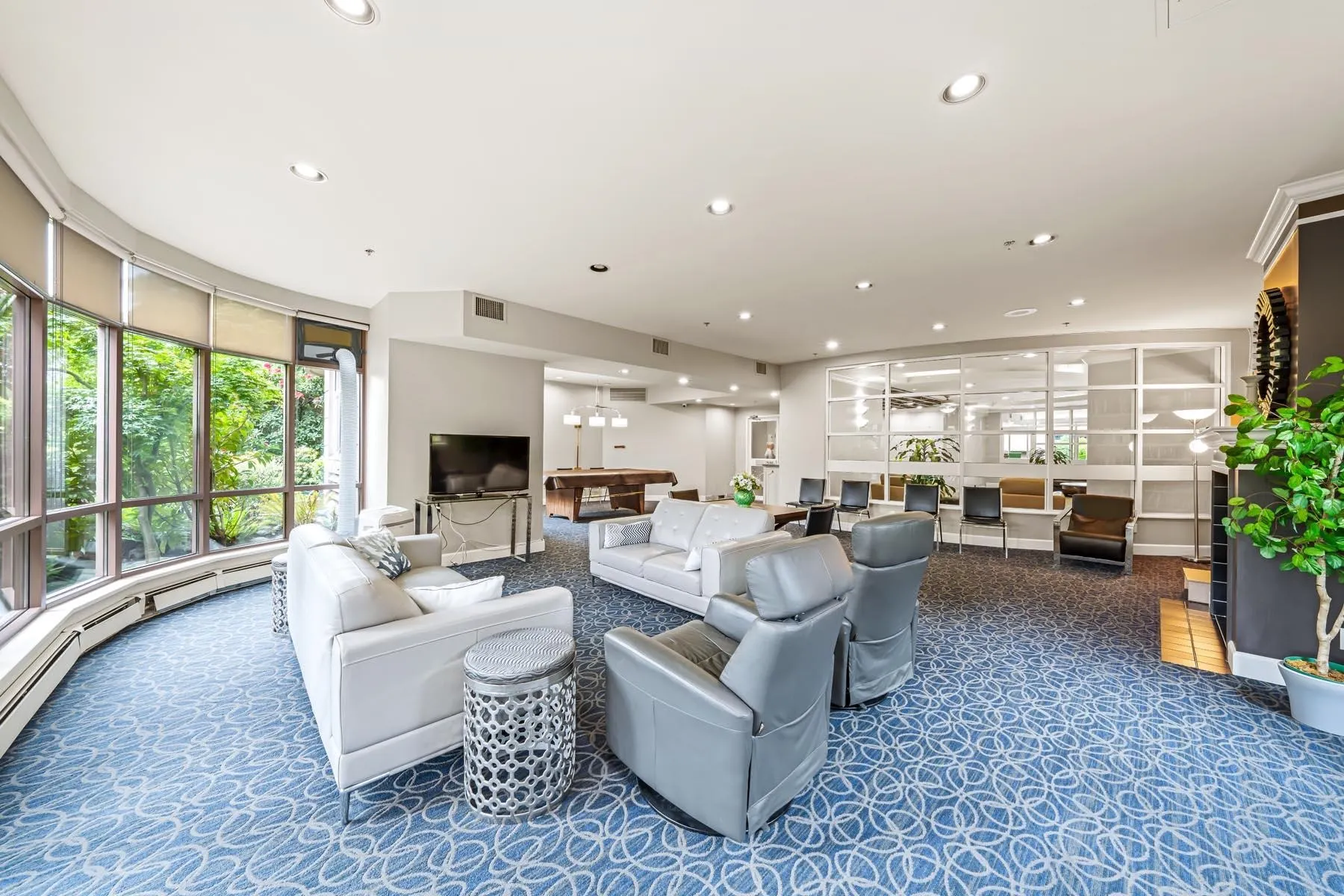 612 Fifth Avenue #1705