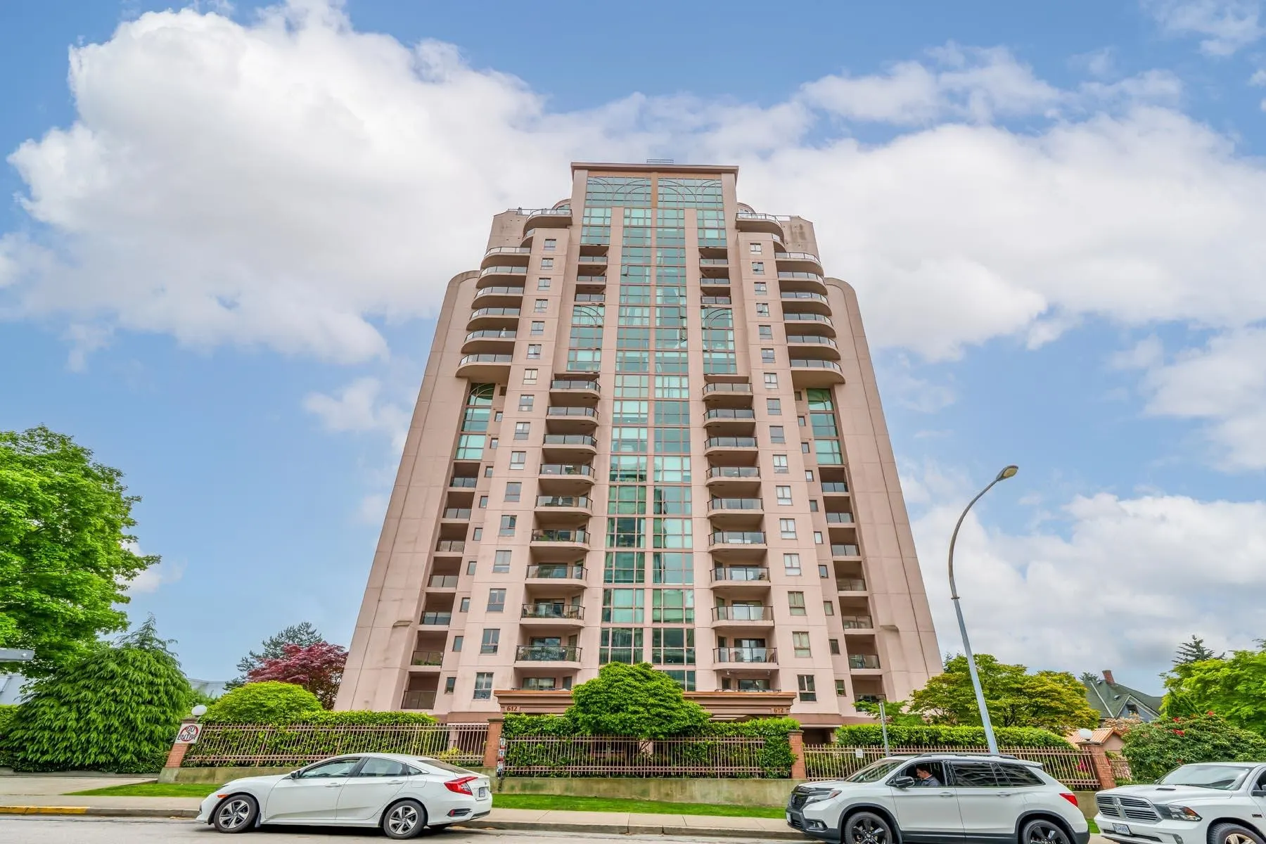 612 Fifth Avenue #1705