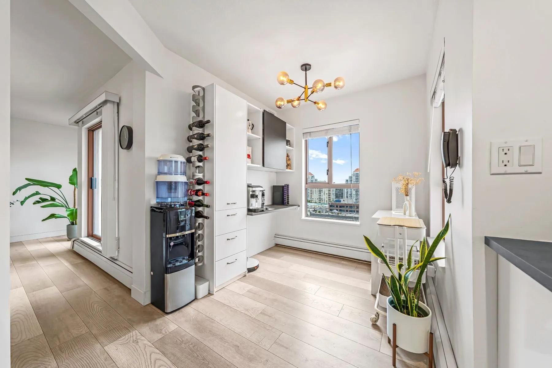 612 Fifth Avenue #1705