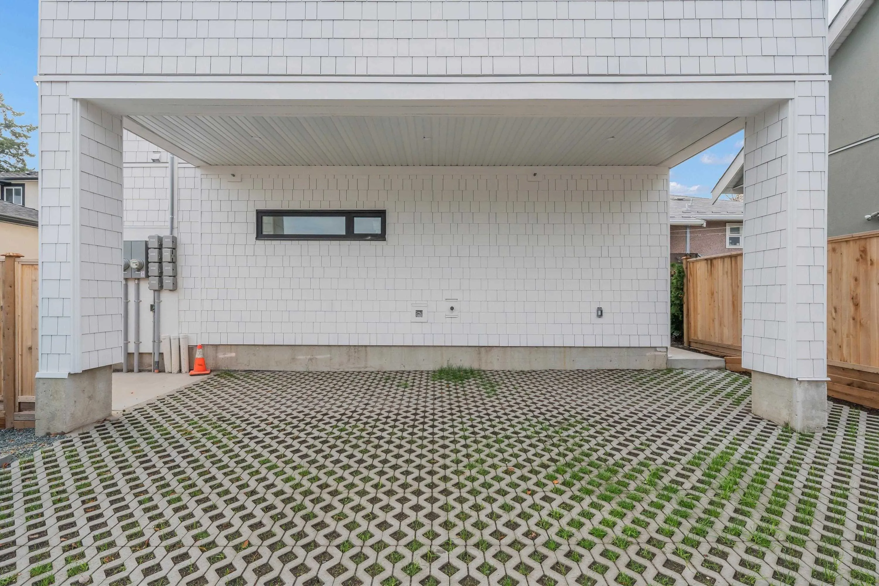 3389 Price Street