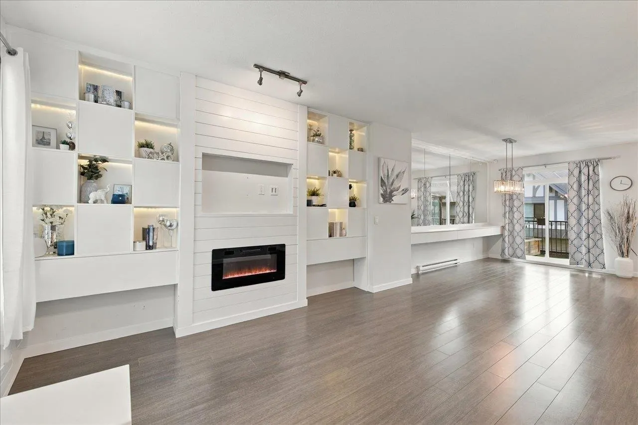 3500 Burke Village Promenade #149