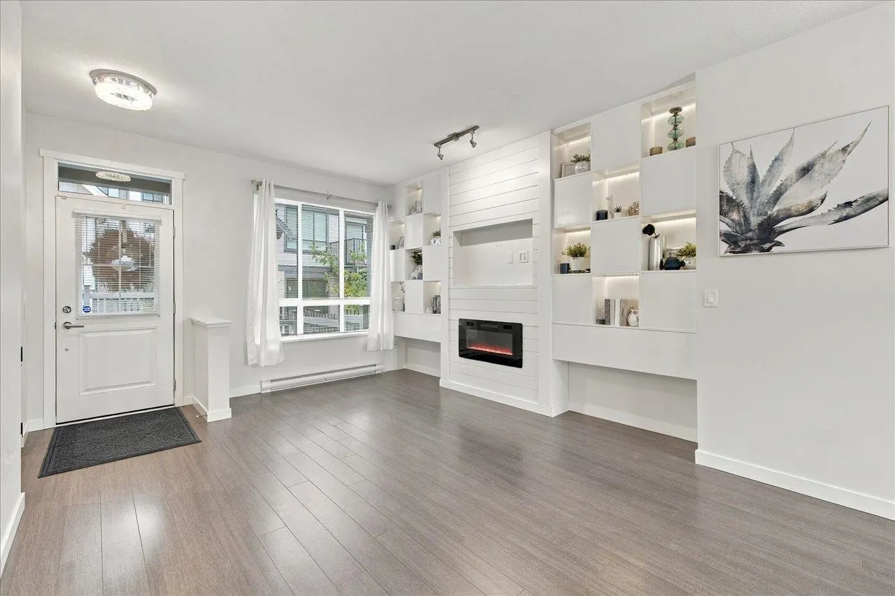 3500 Burke Village Promenade #149