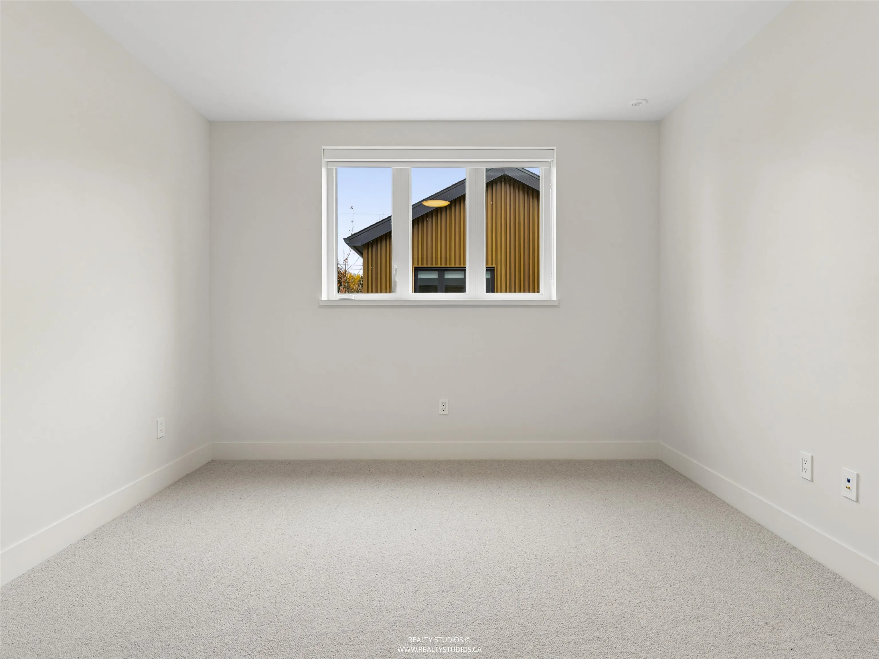 3058 W 34th Avenue #1