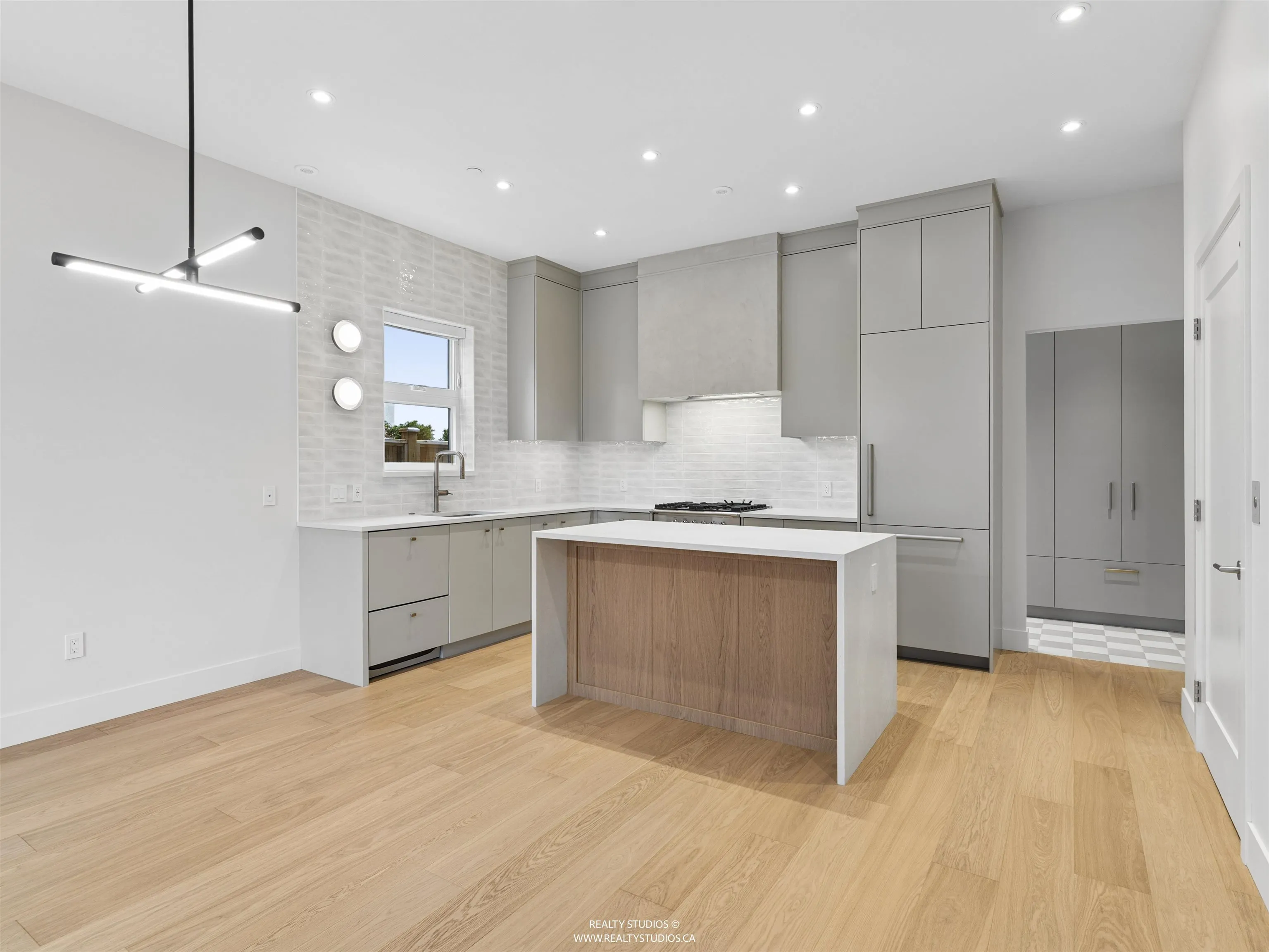 3058 W 34th Avenue #1