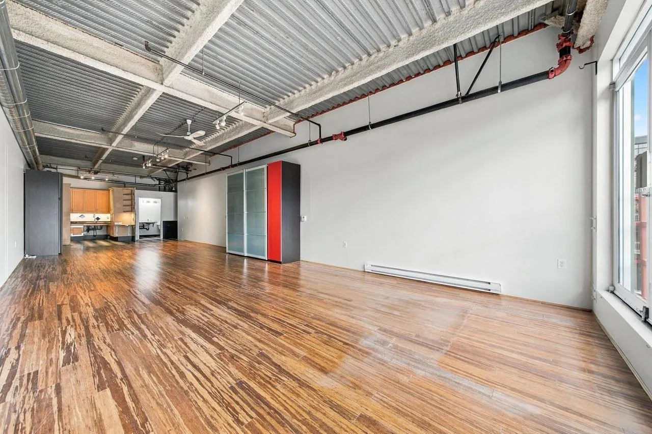 272 E 4th Avenue #311
