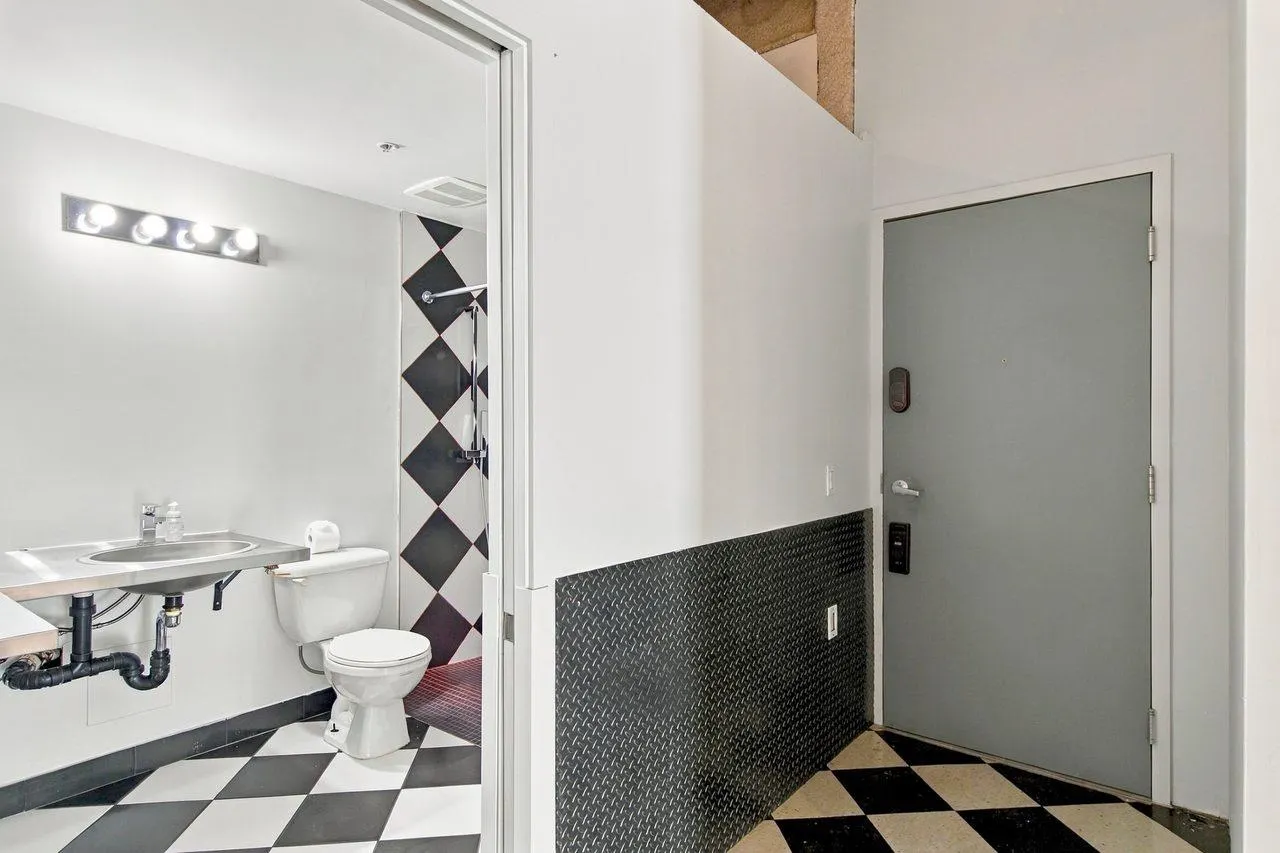 272 E 4th Avenue #311