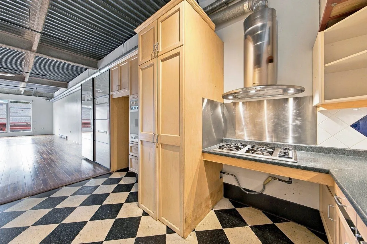 272 E 4th Avenue #311