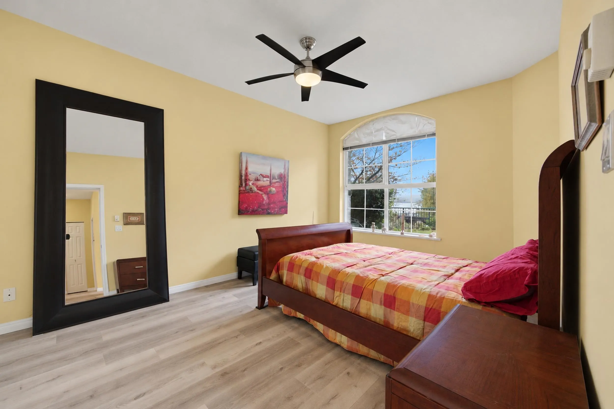 83 Star Crescent #117