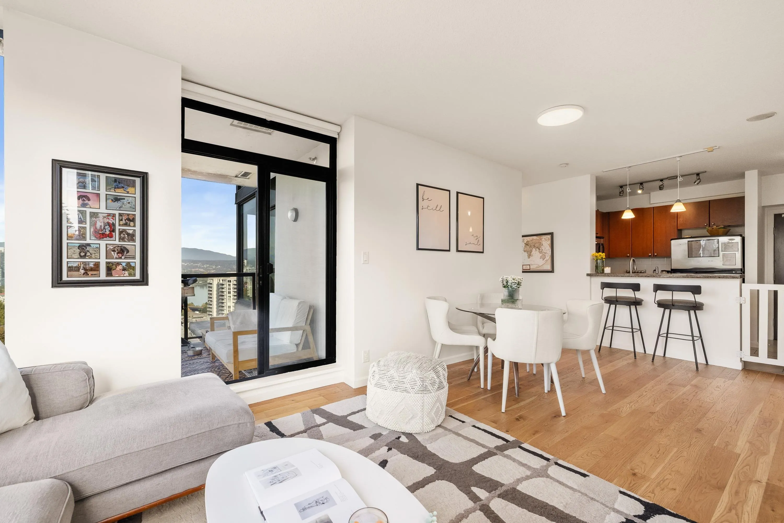 15 E Royal Avenue #1105