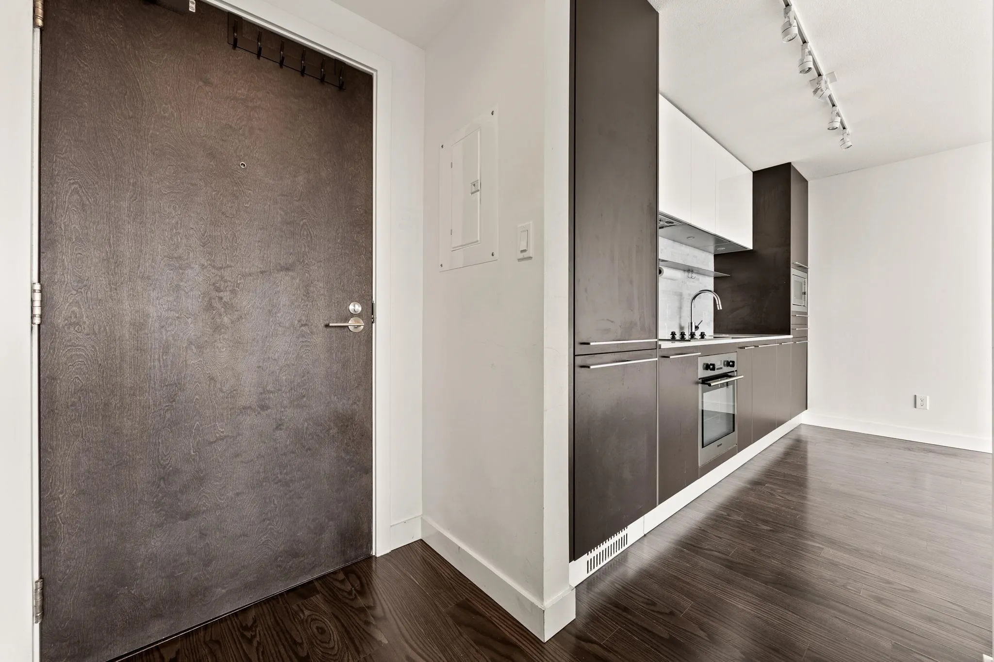 8131 Nunavut Lane #2806