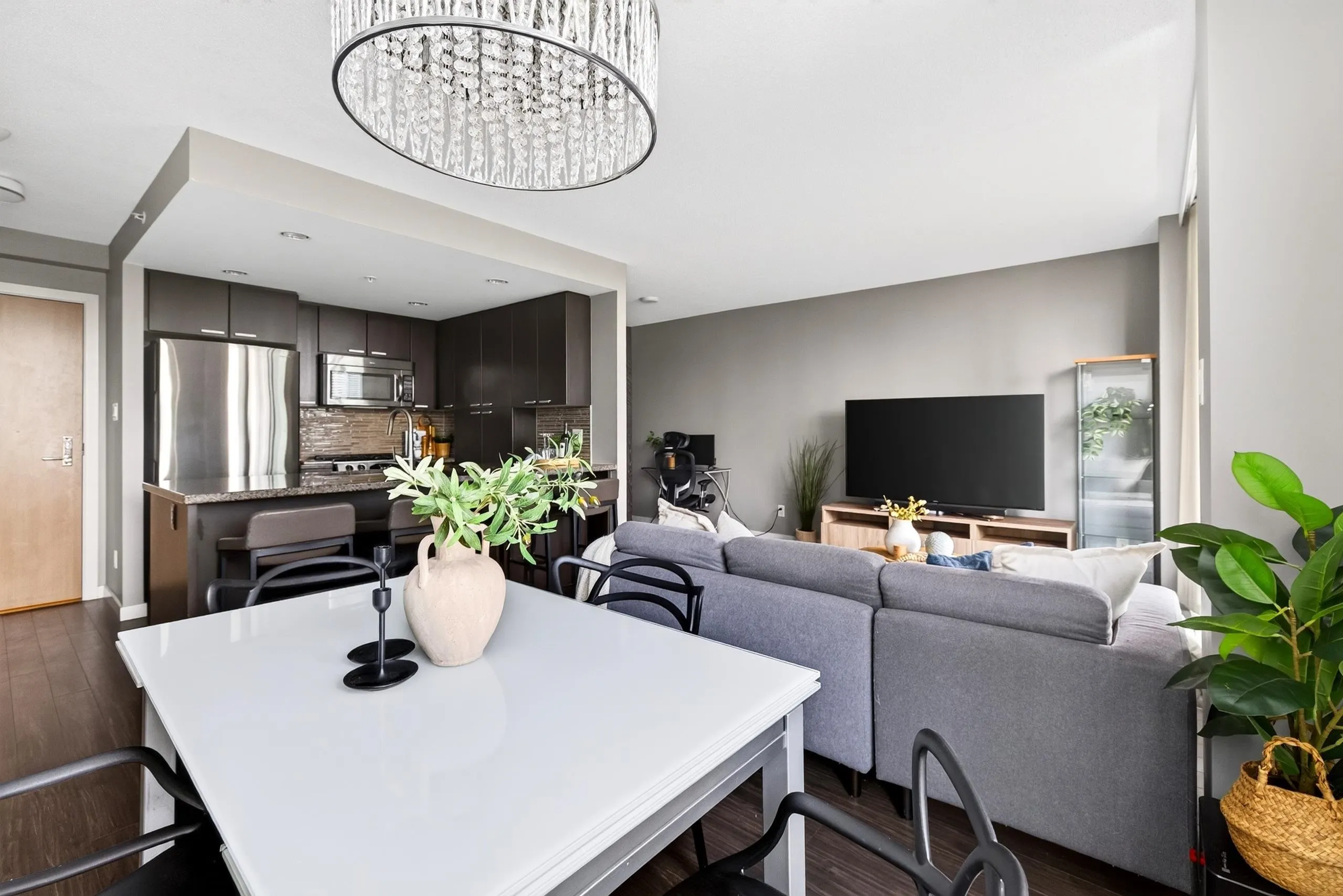 2200 Douglas Road #1505