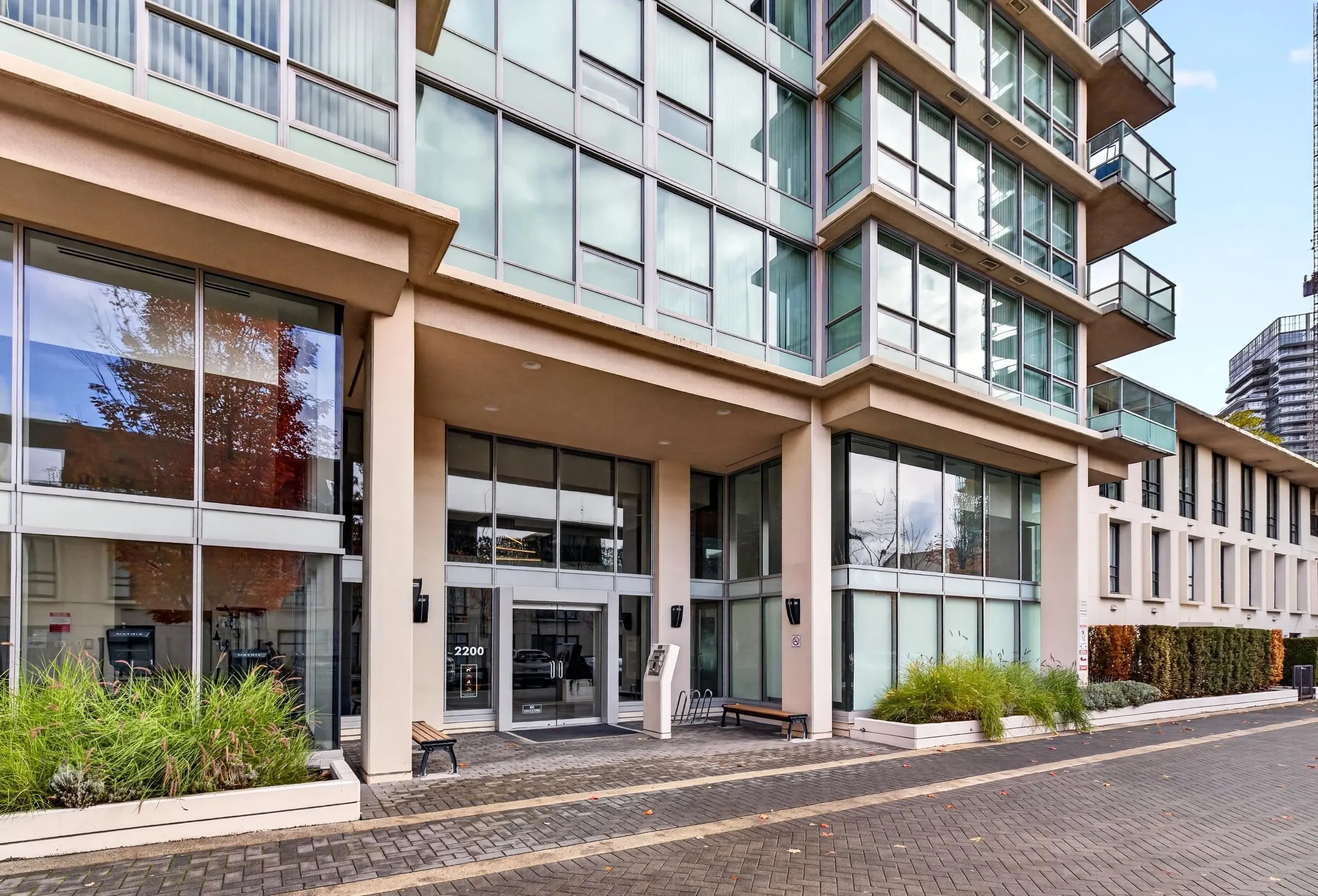 2200 Douglas Road #1505