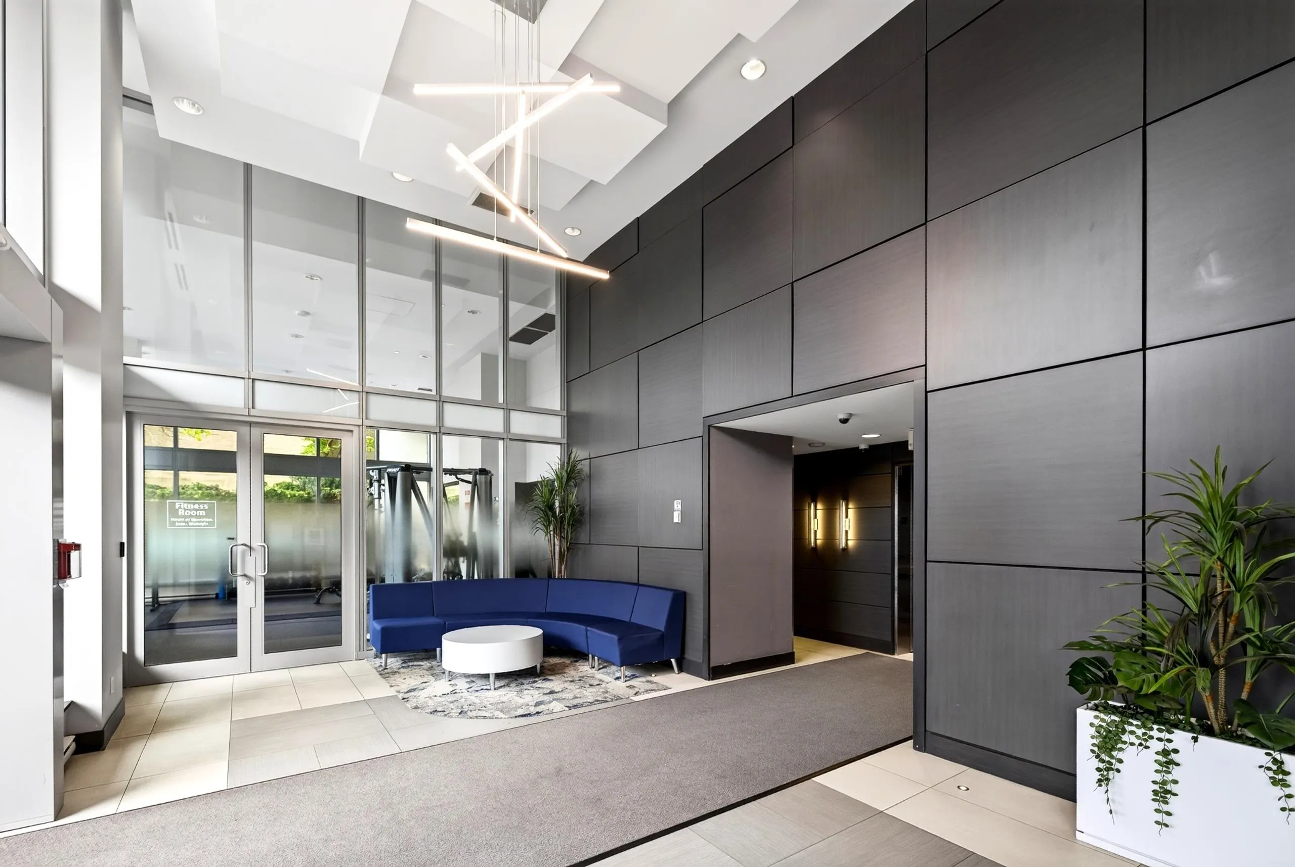 2200 Douglas Road #1505