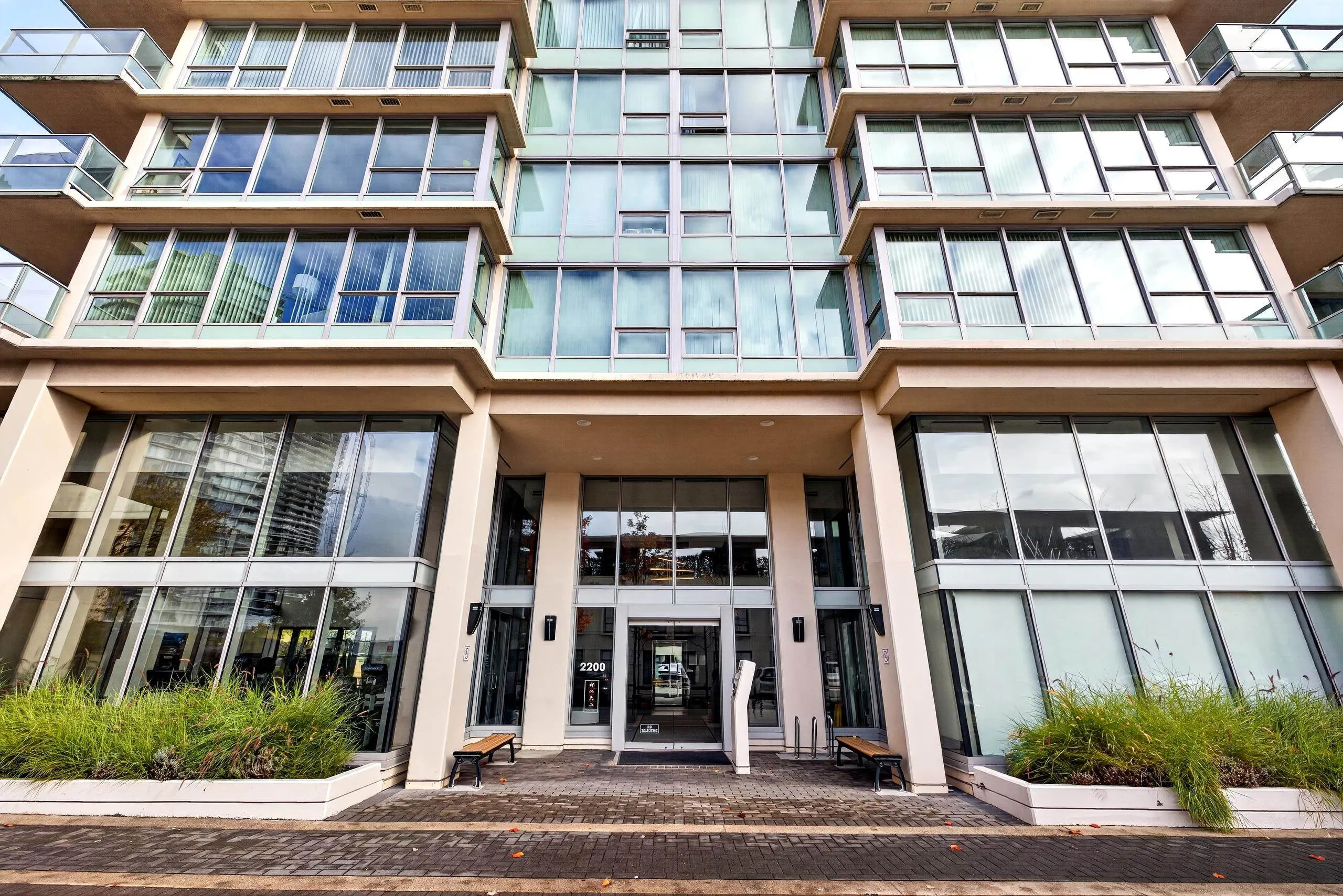 2200 Douglas Road #1505