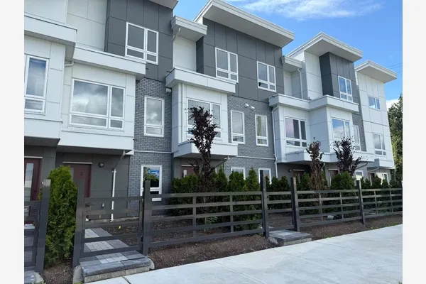 3033 Shell Road #15