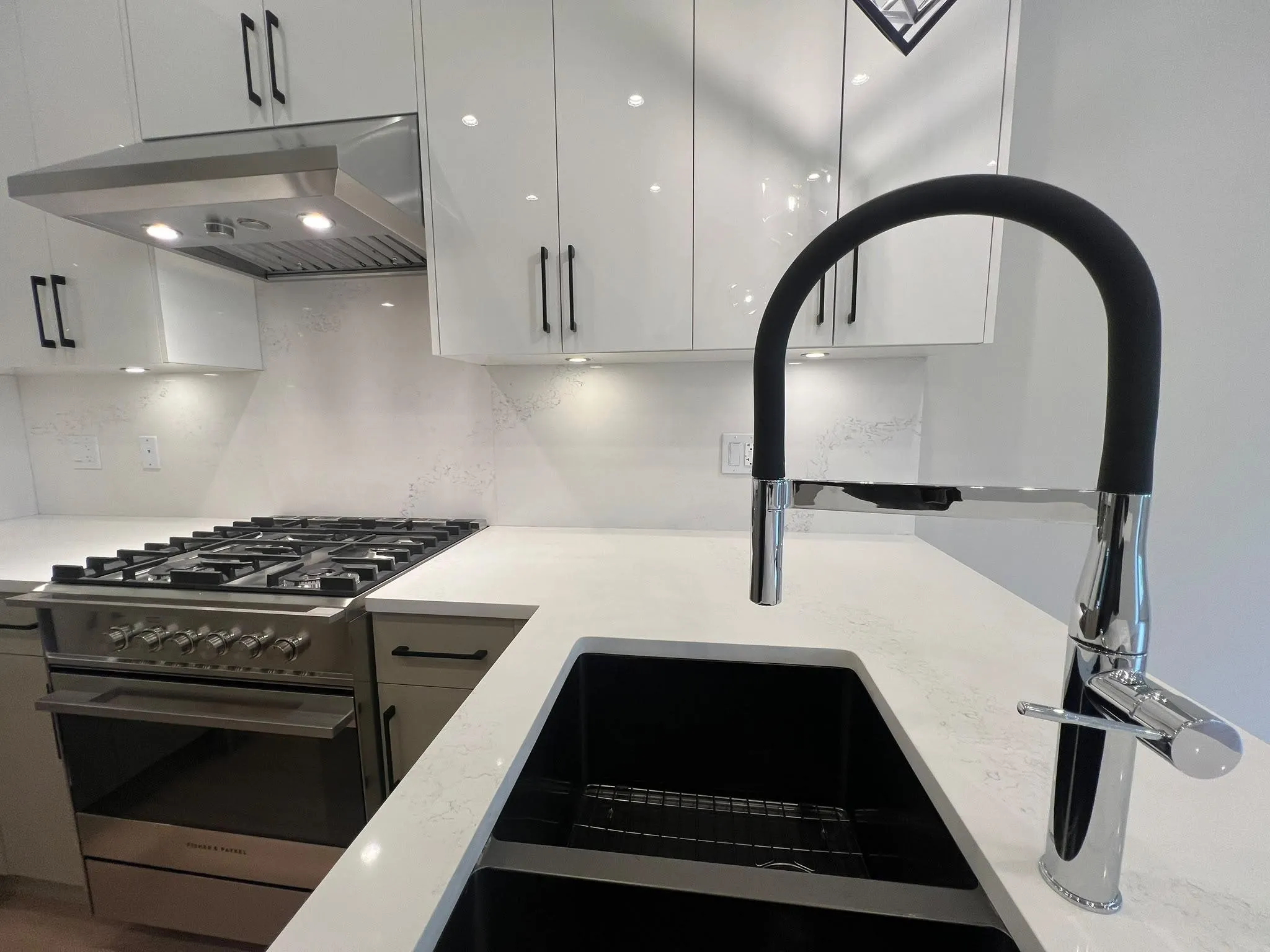 3033 Shell Road #15