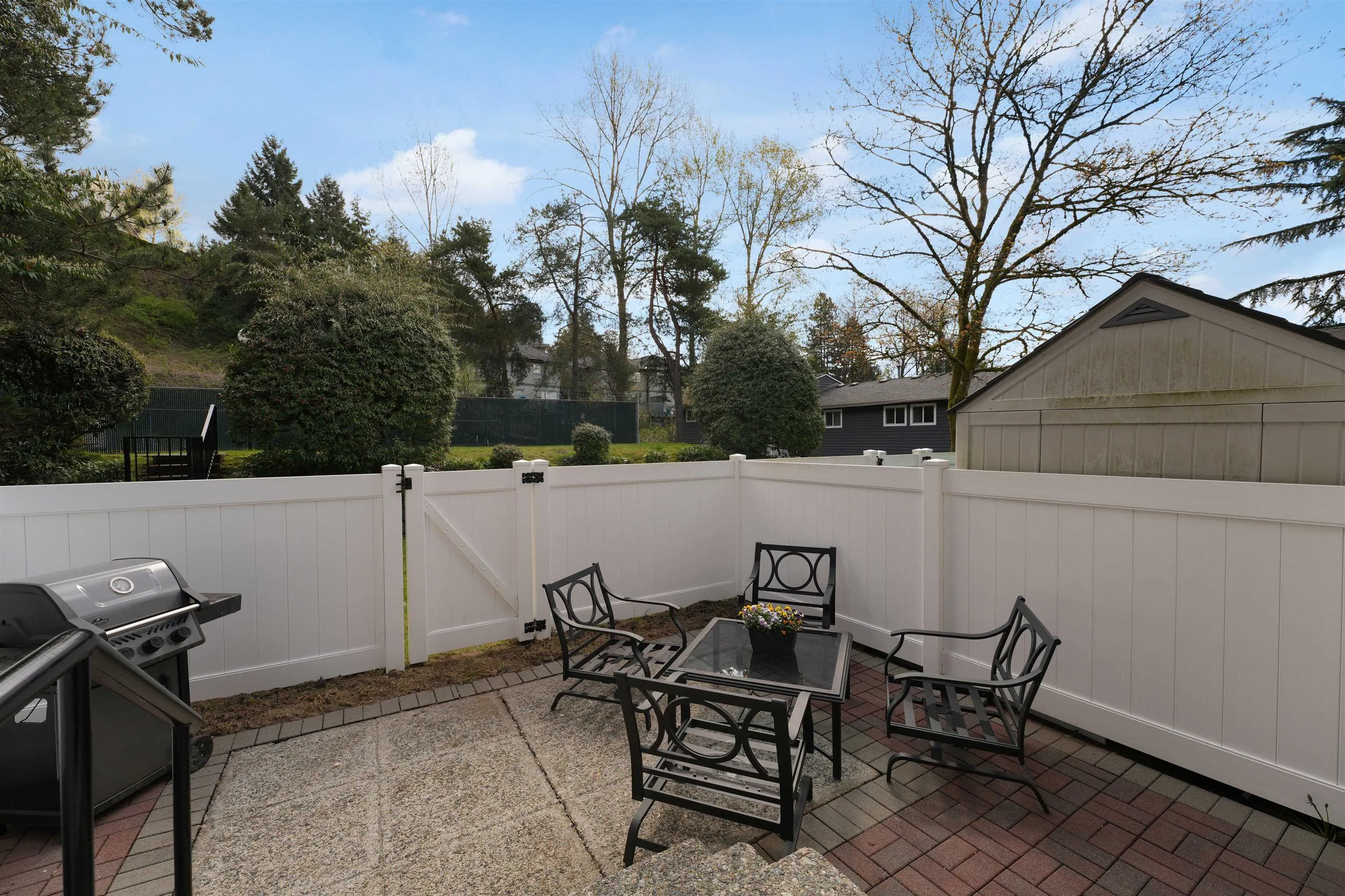 315 Schoolhouse Street #25