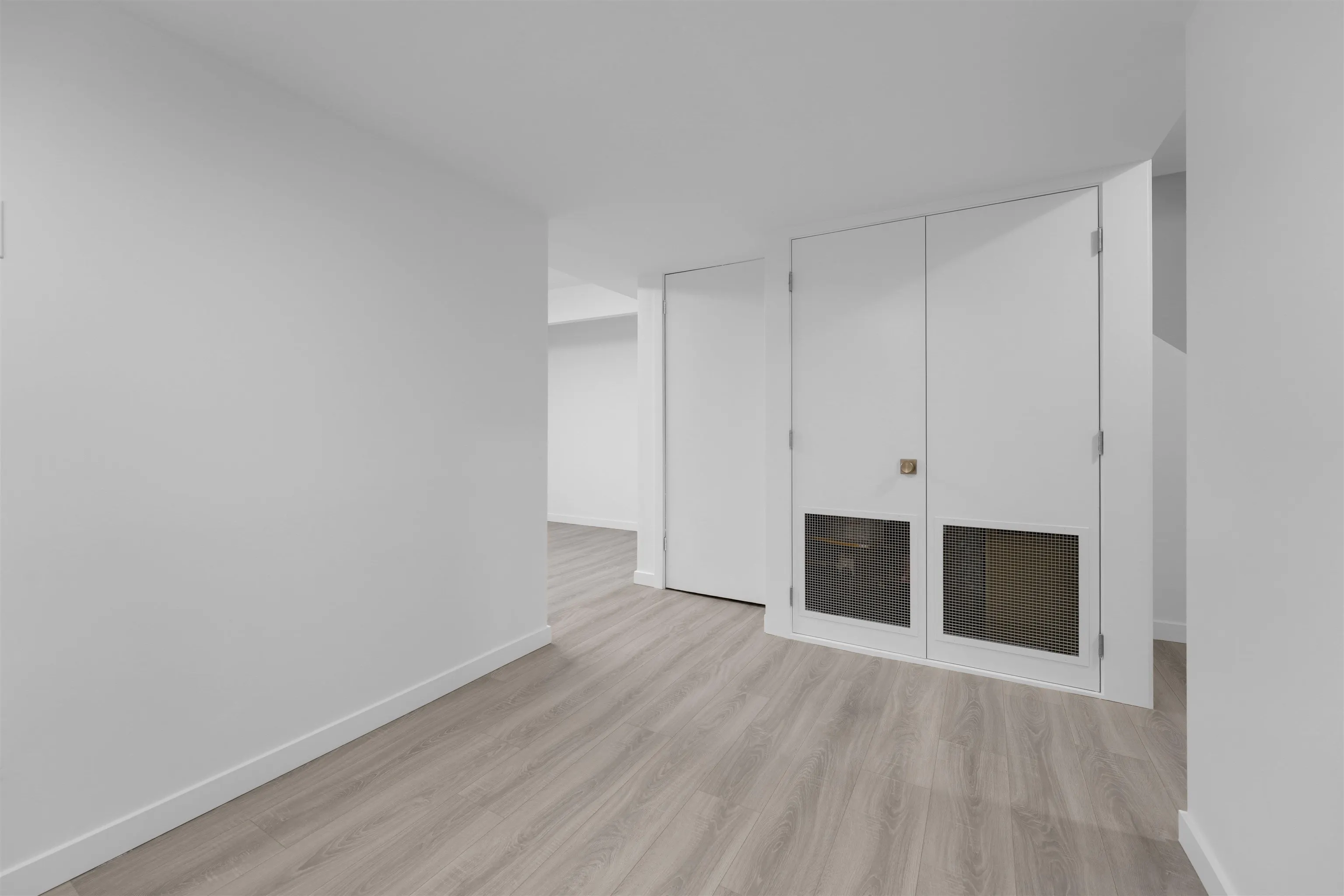 315 Schoolhouse Street #25