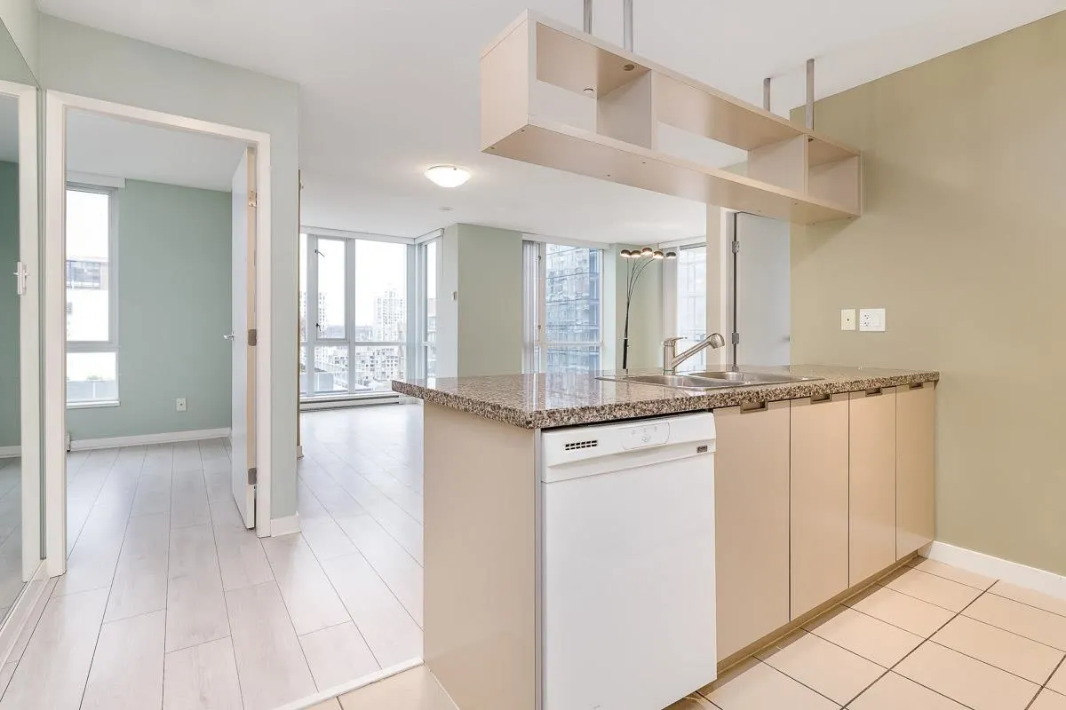 1082 Seymour Street #1708