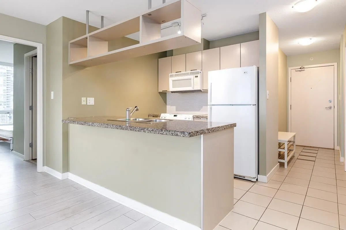 1082 Seymour Street #1708