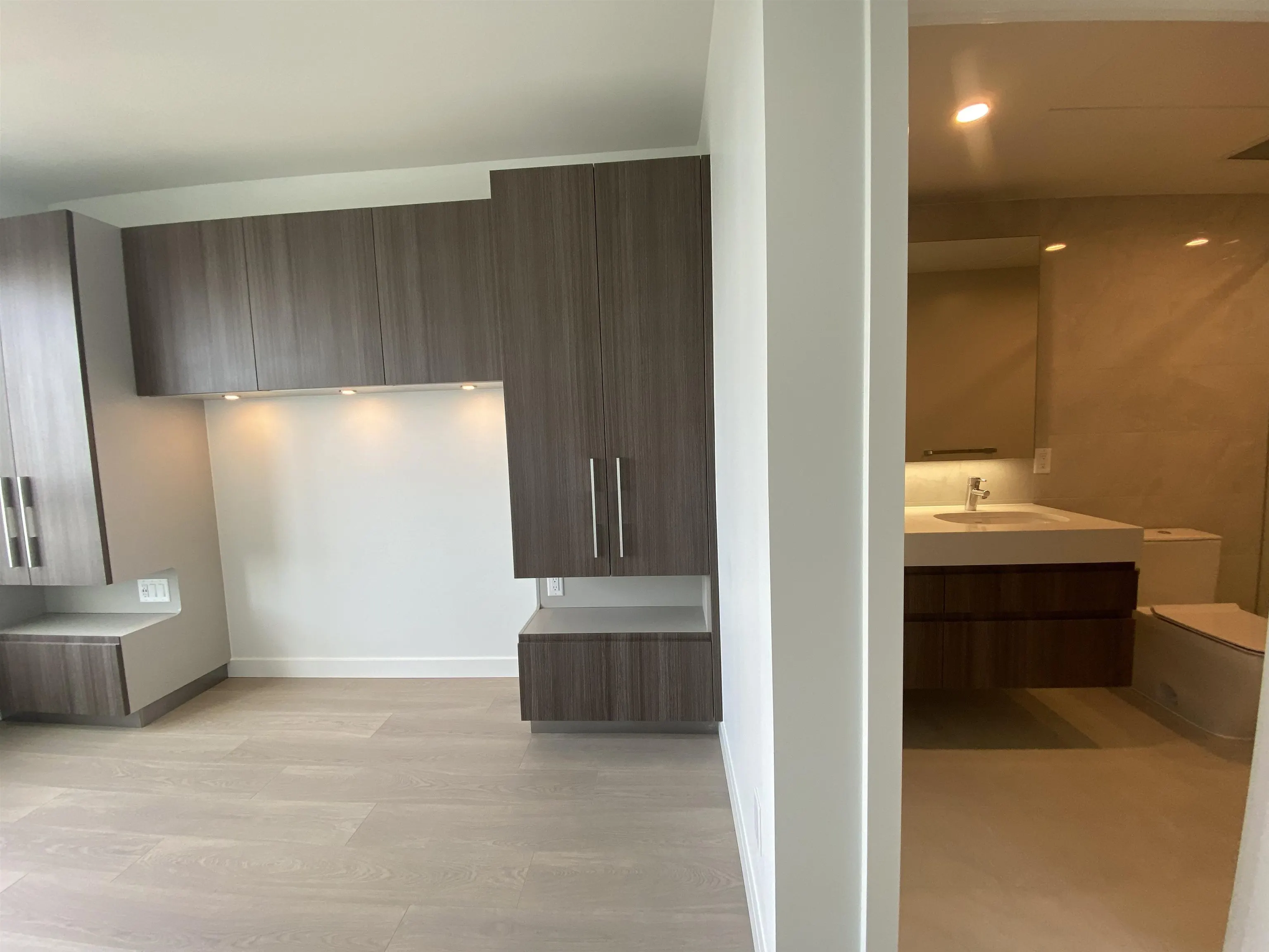 6537 Telford Avenue #2804