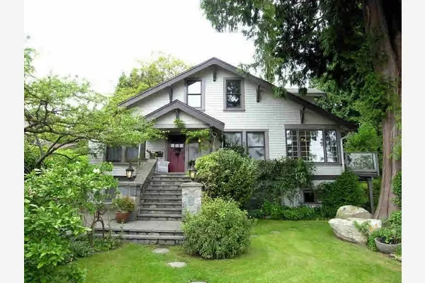 2356 Chesterfield Avenue