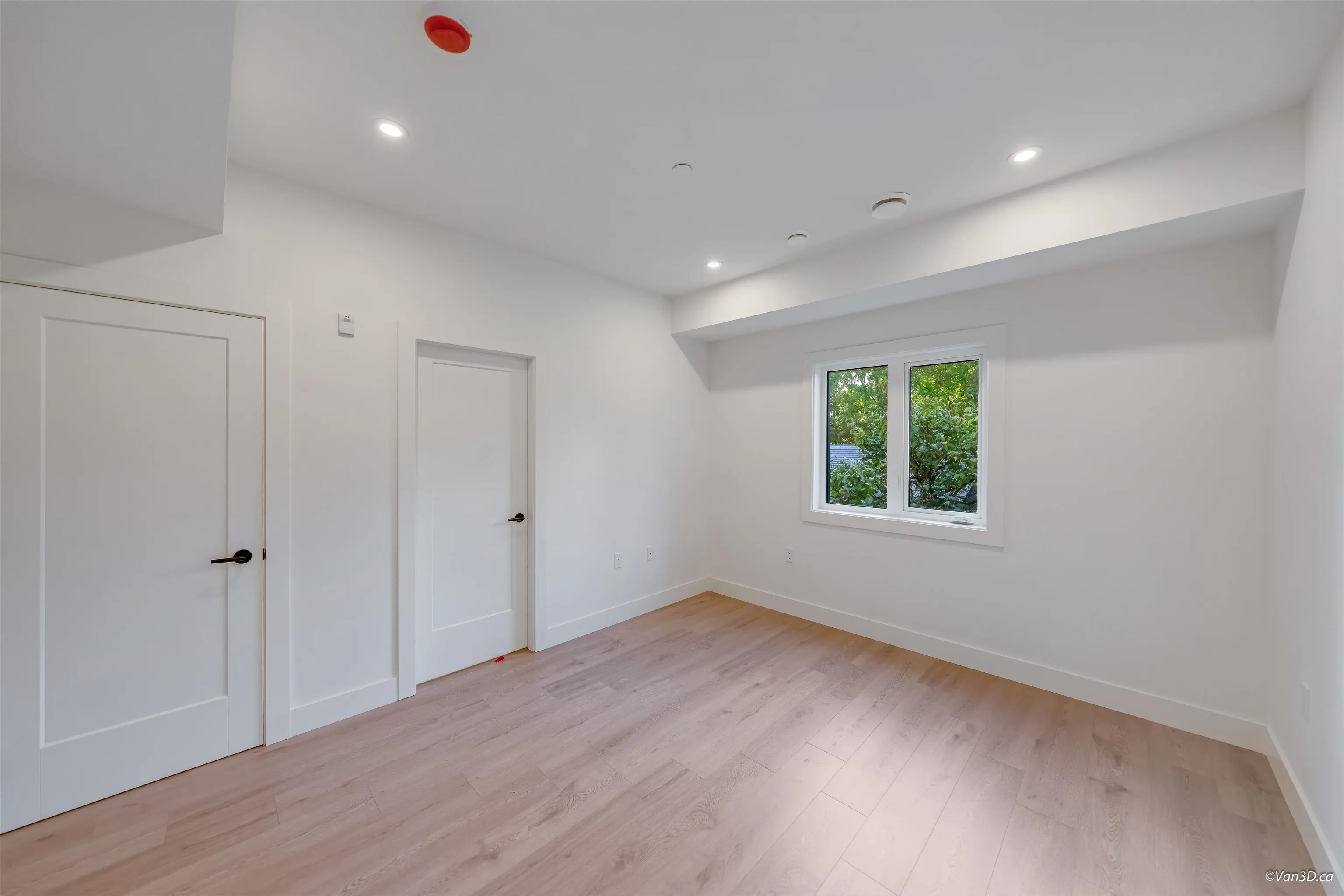 6136 Irmin Street #6