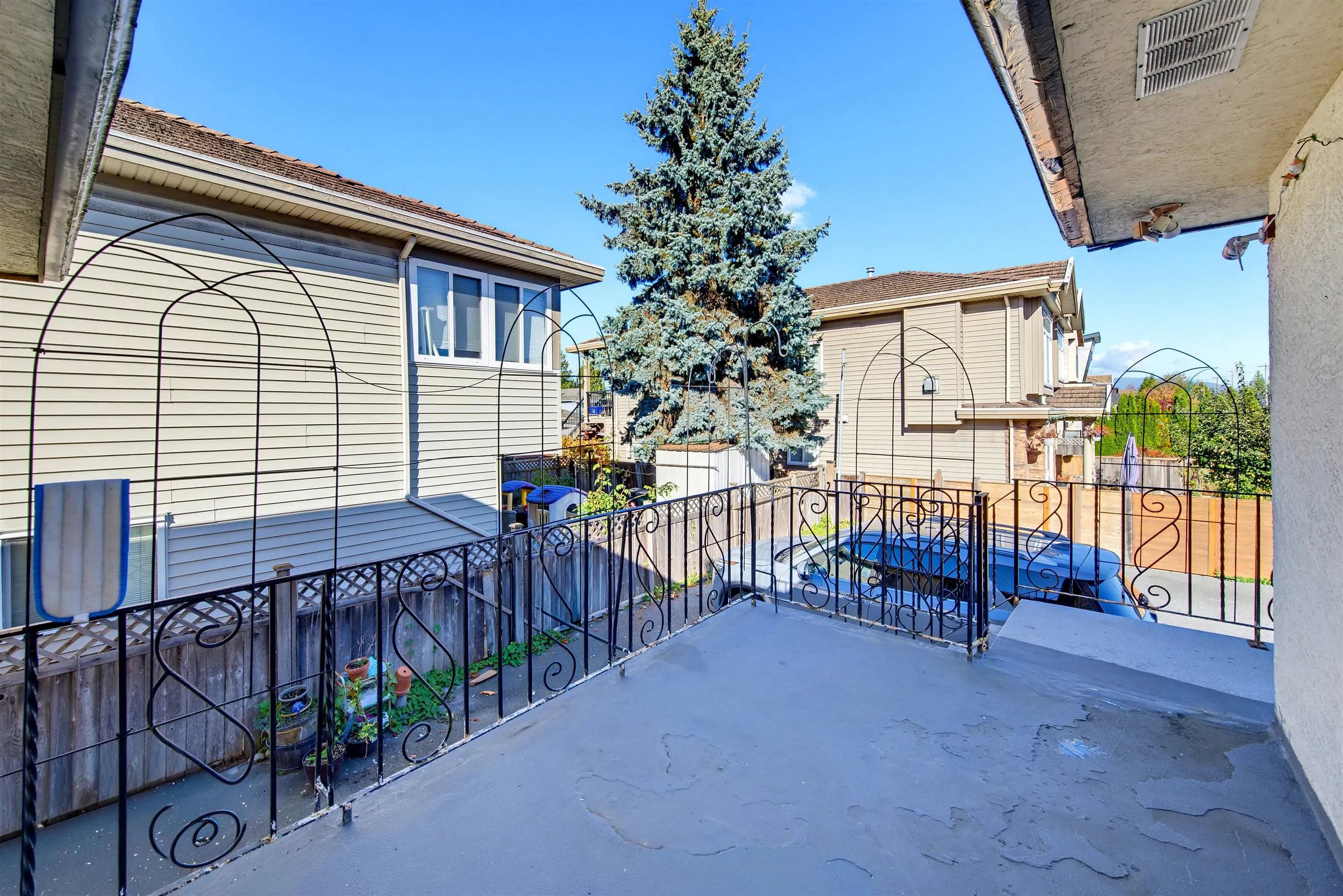 7524 4th Street